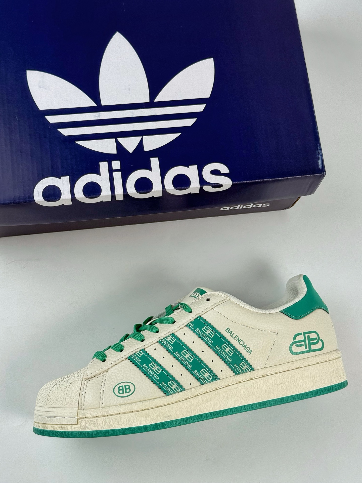 220 AD Originals Superstar x Balenciaga 白绿 AD8016-Chinese UA Cheap High Quatity Brand Clothes Bags handbags Sneakers wholesale wholesaler seller from China Factory suppliers Fashion Clothing Shoes best Quality Beautiful Price 220 AD Originals Superstar x Balenciaga 白绿 AD8016