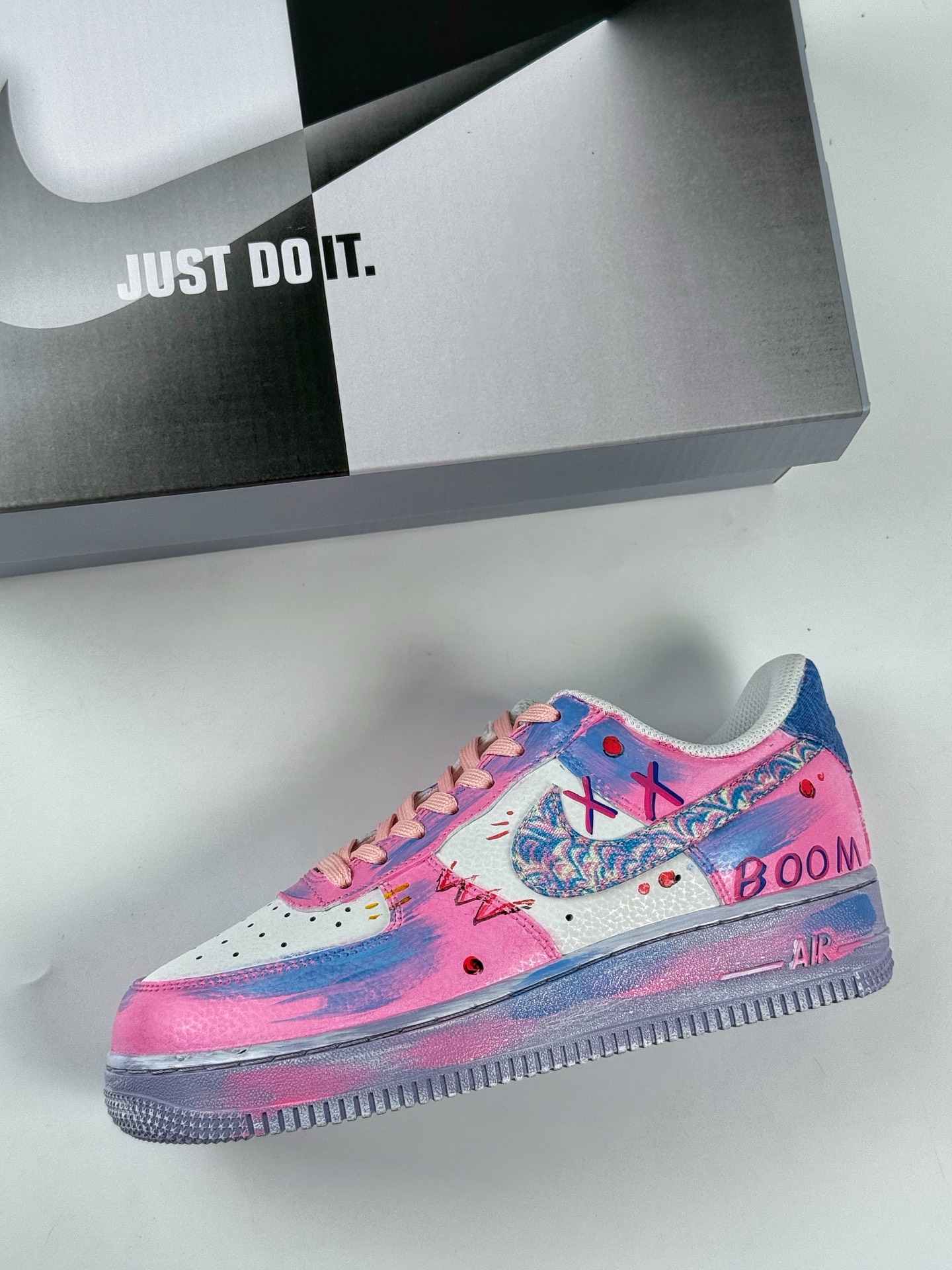 260 Nike Air Force 1 Low 07 粉白 街头涂鸦 CZ0377-202-Chinese UA Cheap High Quatity Brand Clothes Bags handbags Sneakers wholesale wholesaler seller from China Factory suppliers Fashion Clothing Shoes best Quality Beautiful Price 260 Nike Air Force 1 Low 07 粉白 街头涂鸦 CZ0377-202