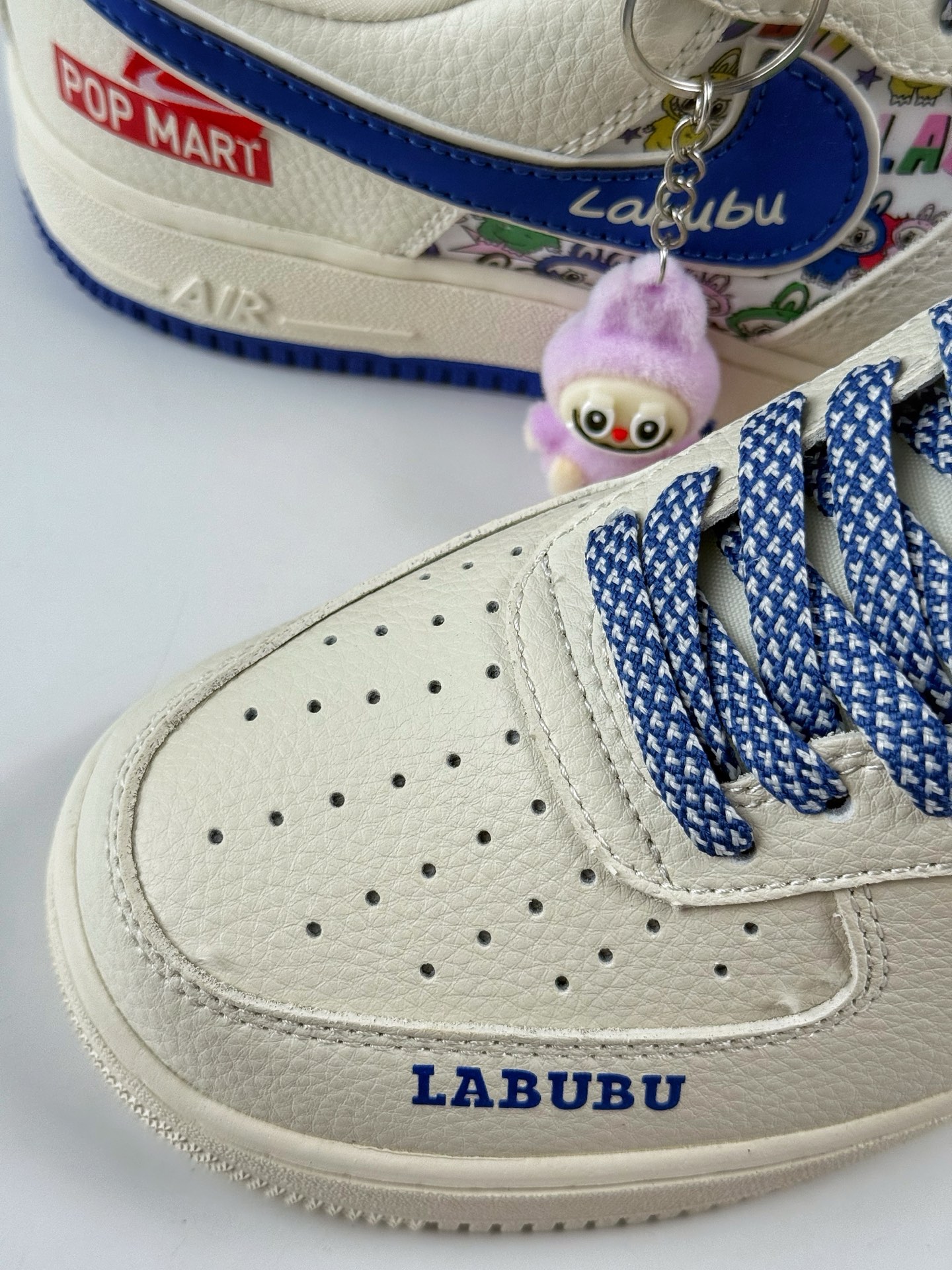 260 Nike Air Force 1 Low 07 x LABUBU 米蓝满天星 KJ1688-011-Chinese UA Cheap High Quatity Brand Clothes Bags handbags Sneakers wholesale wholesaler seller from China Factory suppliers Fashion Clothing Shoes best Quality Beautiful Price 260 Nike Air Force 1 Low 07 x LABUBU 米蓝满天星 KJ1688-011