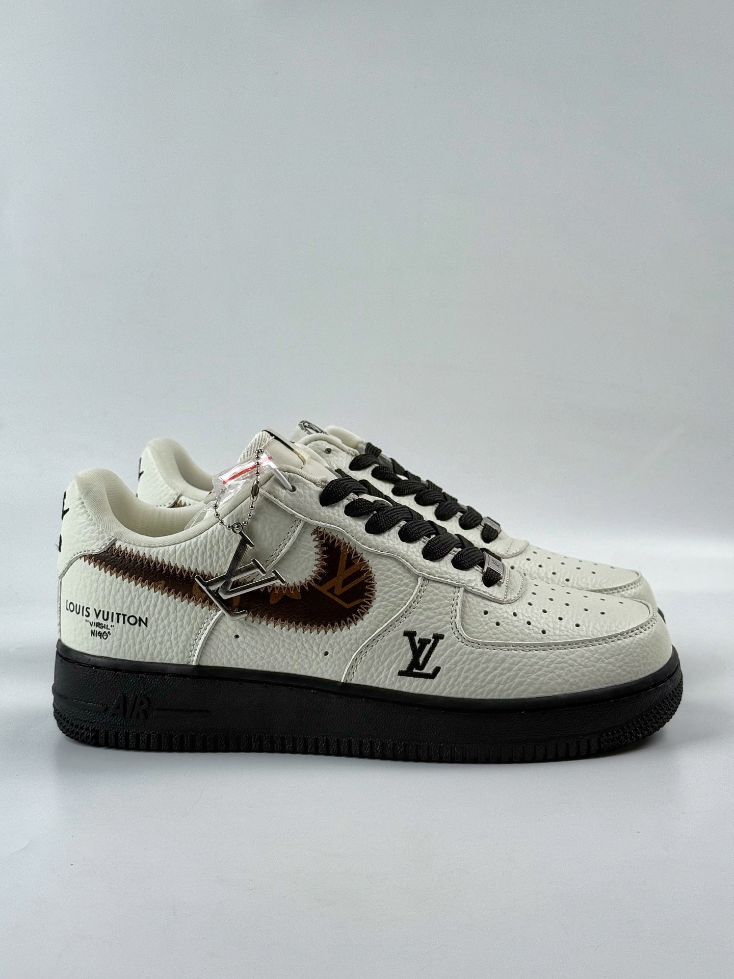 260 Nike Air Force 1 Low 07 x Louis Vuitton 白棕黑 SC0601-559-Chinese UA Cheap High Quatity Brand Clothes Bags handbags Sneakers wholesale wholesaler seller from China Factory suppliers Fashion Clothing Shoes best Quality Beautiful Price 260 Nike Air Force 1 Low 07 x Louis Vuitton 白棕黑 SC0601-559