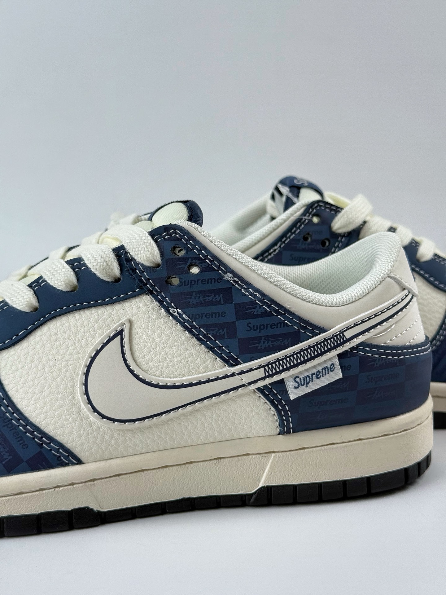 280 Nike SB Dunk Low x Supreme 蓝白 FC1688-228-Chinese UA Cheap High Quatity Brand Clothes Bags handbags Sneakers wholesale wholesaler seller from China Factory suppliers Fashion Clothing Shoes best Quality Beautiful Price 280 Nike SB Dunk Low x Supreme 蓝白 FC1688-228