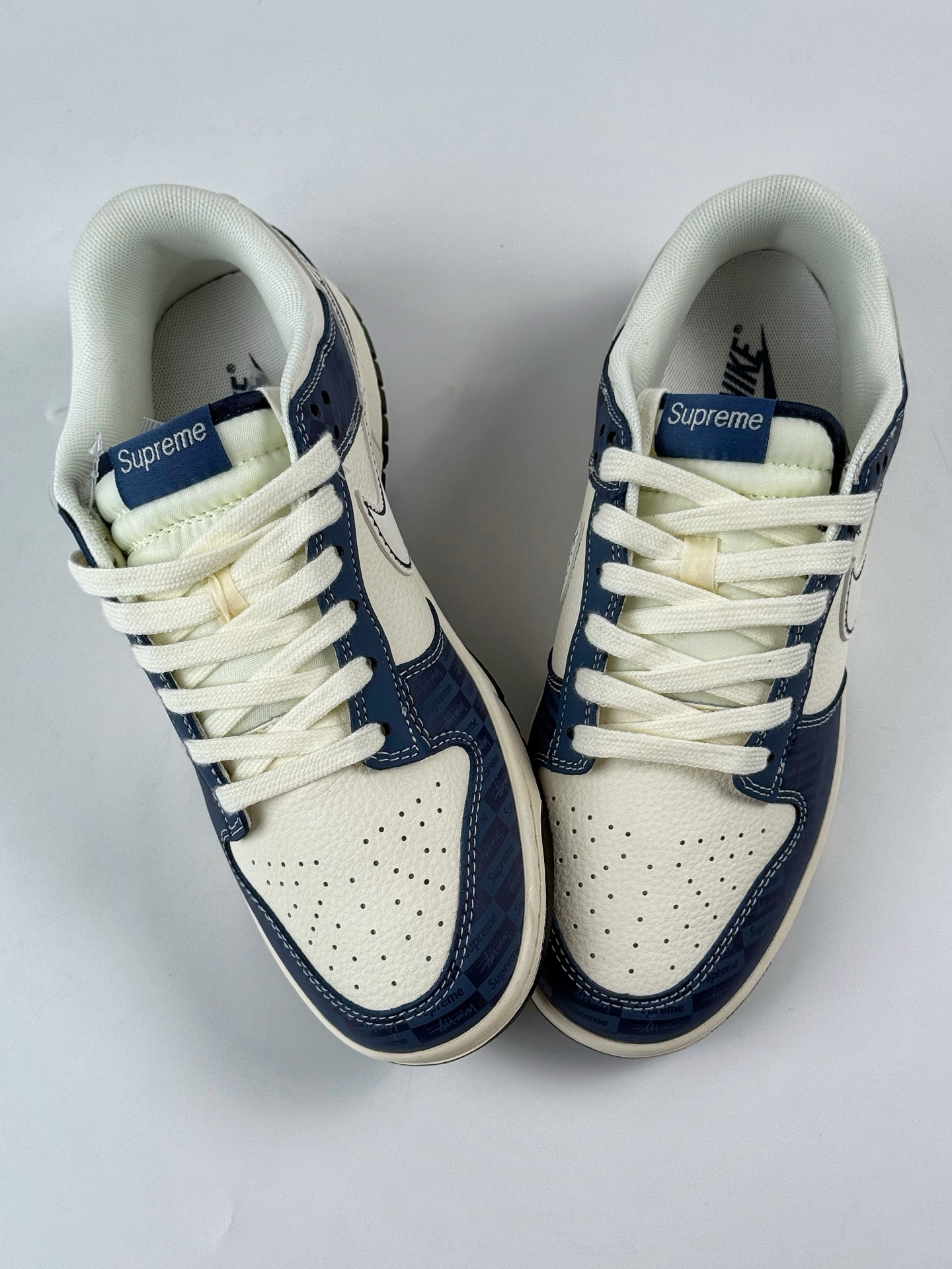 280 Nike SB Dunk Low x Supreme 蓝白 FC1688-228-Chinese UA Cheap High Quatity Brand Clothes Bags handbags Sneakers wholesale wholesaler seller from China Factory suppliers Fashion Clothing Shoes best Quality Beautiful Price 280 Nike SB Dunk Low x Supreme 蓝白 FC1688-228