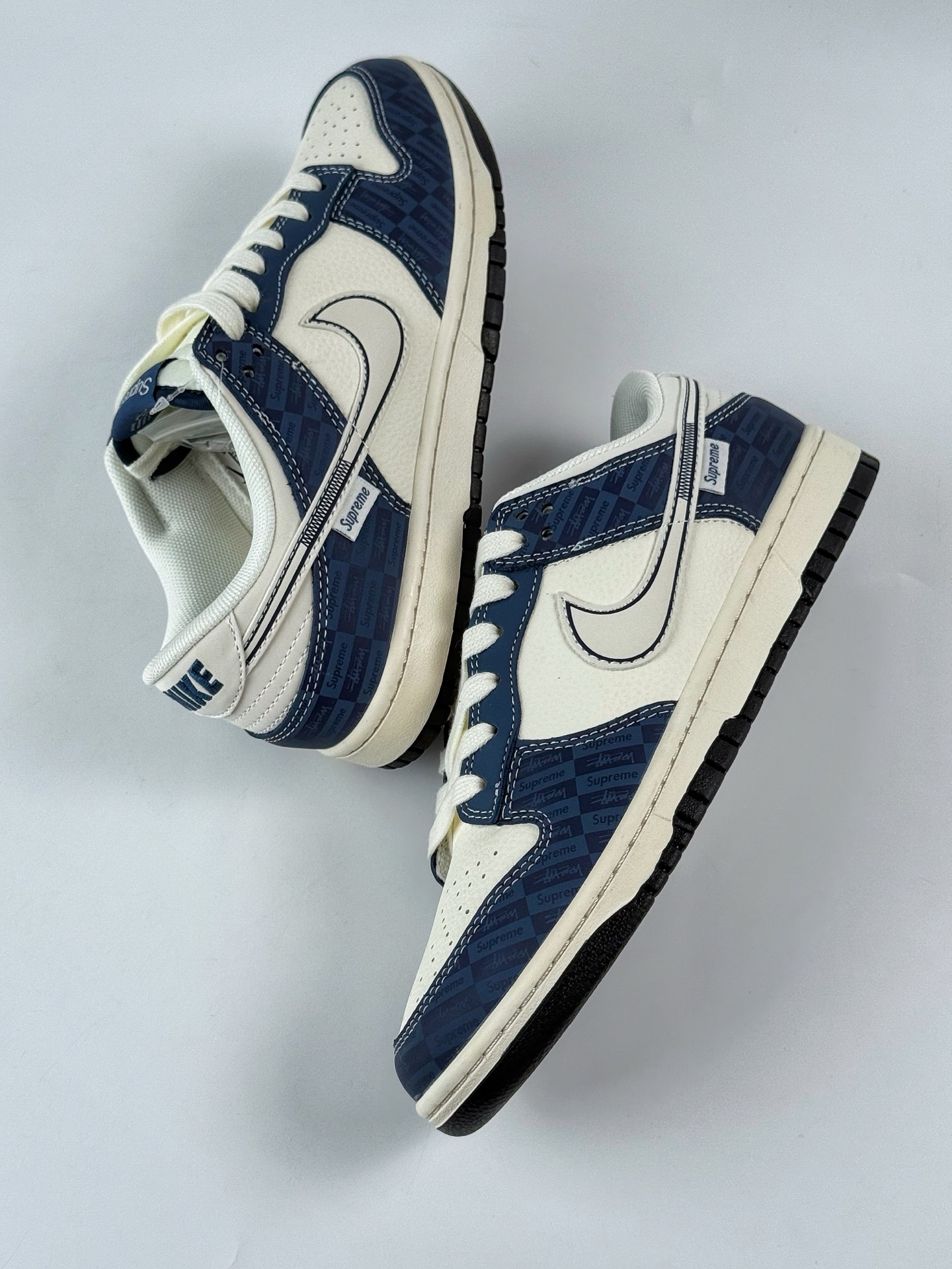 280 Nike SB Dunk Low x Supreme 蓝白 FC1688-228-Chinese UA Cheap High Quatity Brand Clothes Bags handbags Sneakers wholesale wholesaler seller from China Factory suppliers Fashion Clothing Shoes best Quality Beautiful Price 280 Nike SB Dunk Low x Supreme 蓝白 FC1688-228