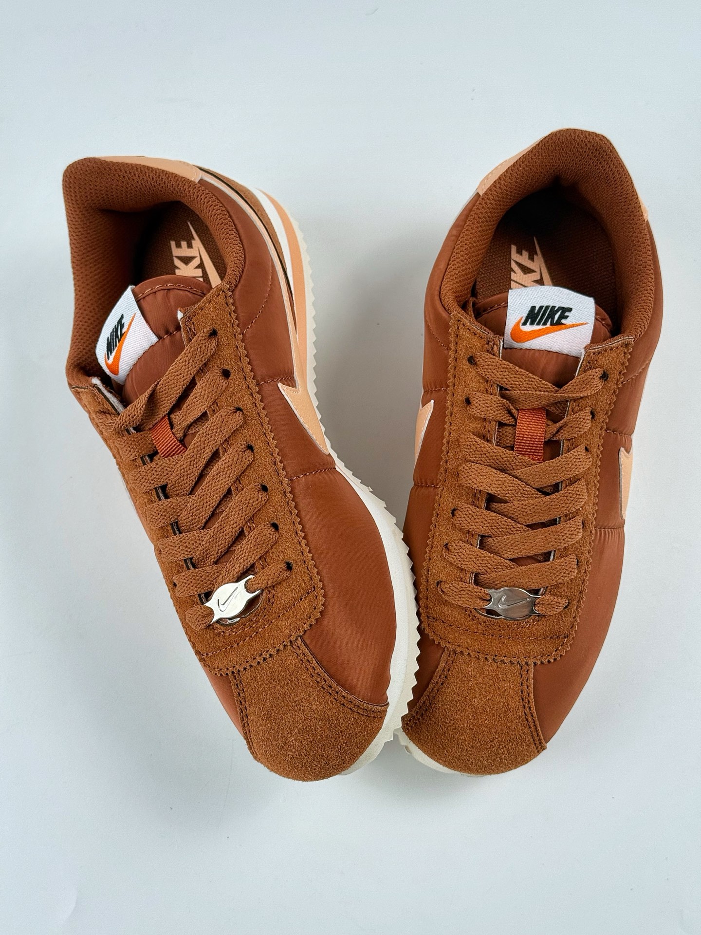 Nike Classic Cortez SE 经典阿甘 经典版型 DZ2795-202