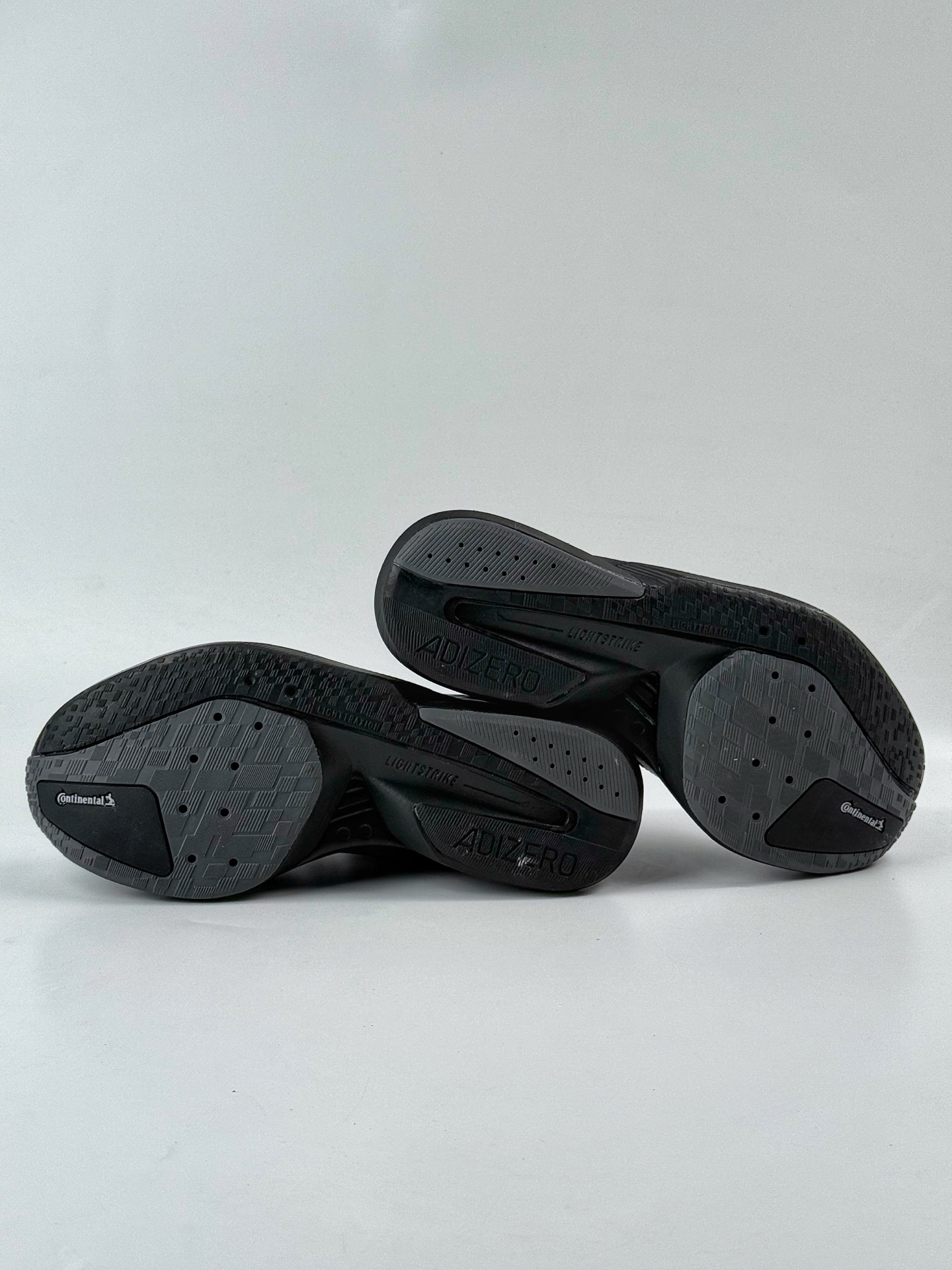 200 Adidas Adizero Boston 13 轻盈跑鞋 超轻发泡底 缓震透气跑步鞋 JS4941-Chinese UA Cheap High Quatity Brand Clothes Bags handbags Sneakers wholesale wholesaler seller from China Factory suppliers Fashion Clothing Shoes best Quality Beautiful Price 200 Adidas Adizero Boston 13 轻盈跑鞋 超轻发泡底 缓震透气跑步鞋 JS4941