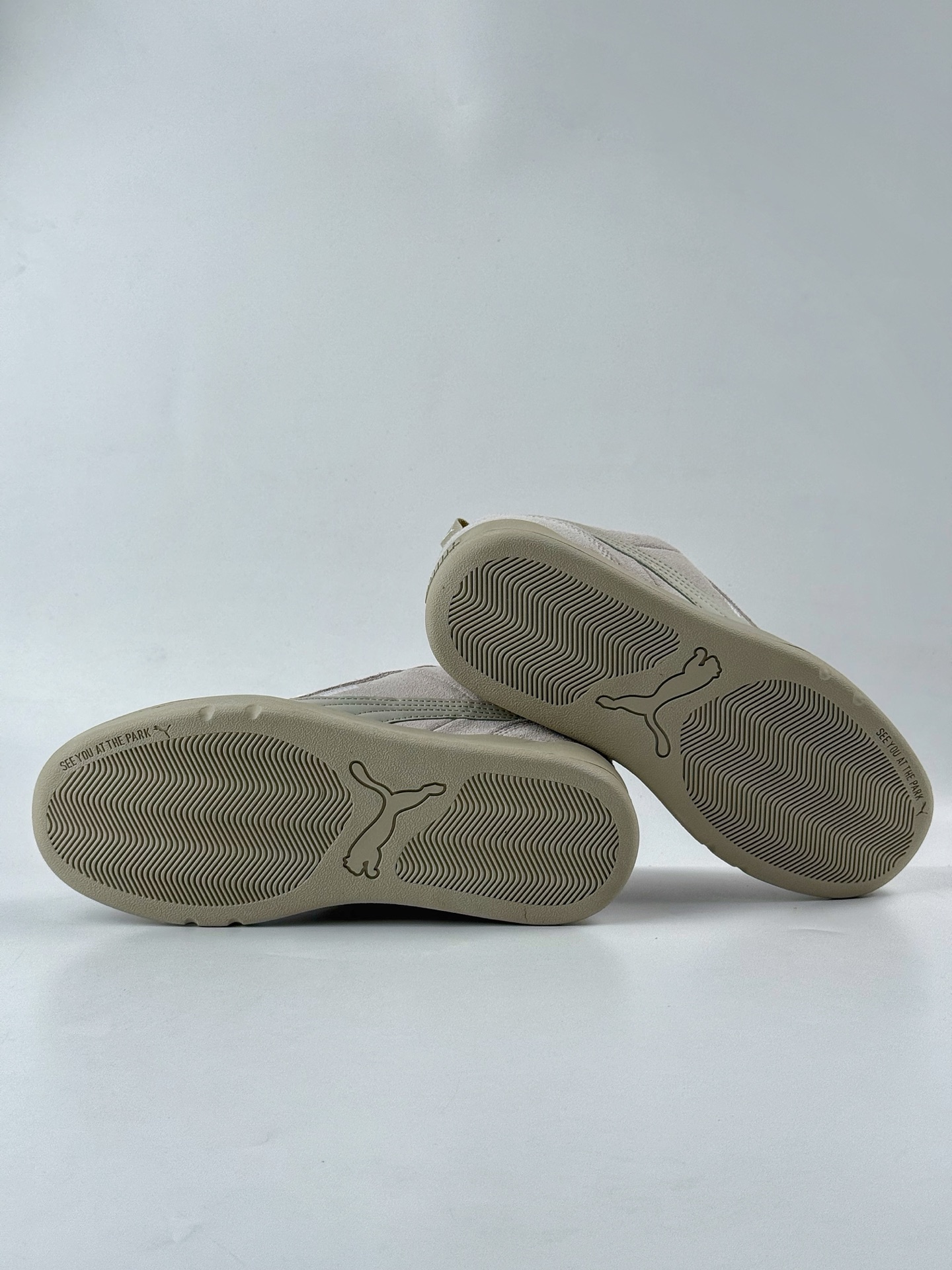 140 彪马Puma Park Lifestyle OG Sneaker 公园生活方式系列低帮板鞋 401606-03