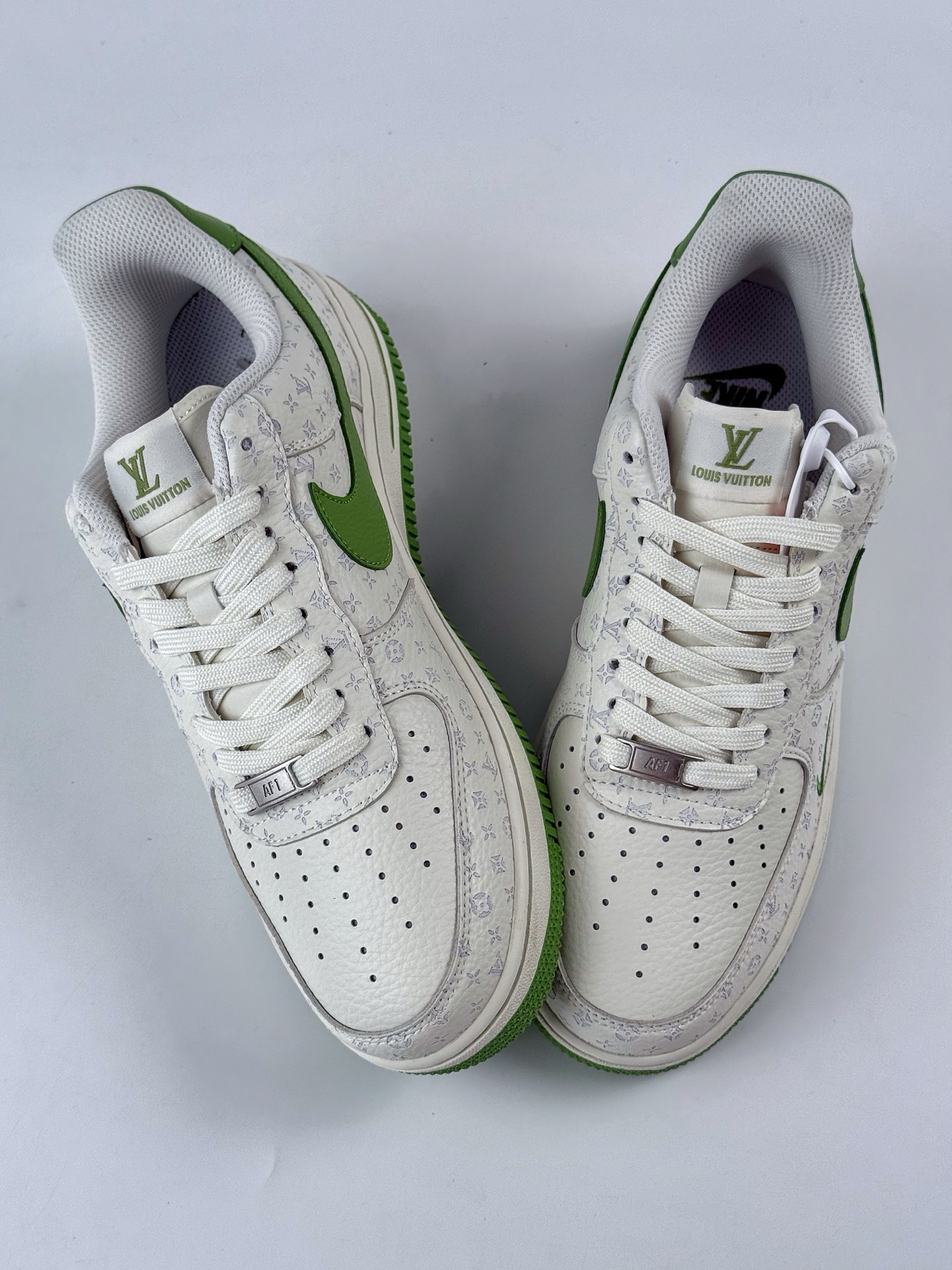 260 Nike Air Force 1 Low 07 x Louis Vuitton 白绿满印小勾 LW9279-016-Chinese UA Cheap High Quatity Brand Clothes Bags handbags Sneakers wholesale wholesaler seller from China Factory suppliers Fashion Clothing Shoes best Quality Beautiful Price 260 Nike Air Force 1 Low 07 x Louis Vuitton 白绿满印小勾 LW9279-016