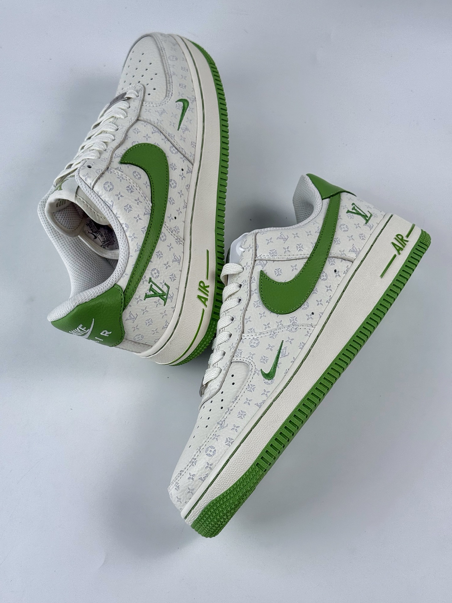 260 Nike Air Force 1 Low 07 x Louis Vuitton 白绿满印小勾 LW9279-016-Chinese UA Cheap High Quatity Brand Clothes Bags handbags Sneakers wholesale wholesaler seller from China Factory suppliers Fashion Clothing Shoes best Quality Beautiful Price 260 Nike Air Force 1 Low 07 x Louis Vuitton 白绿满印小勾 LW9279-016