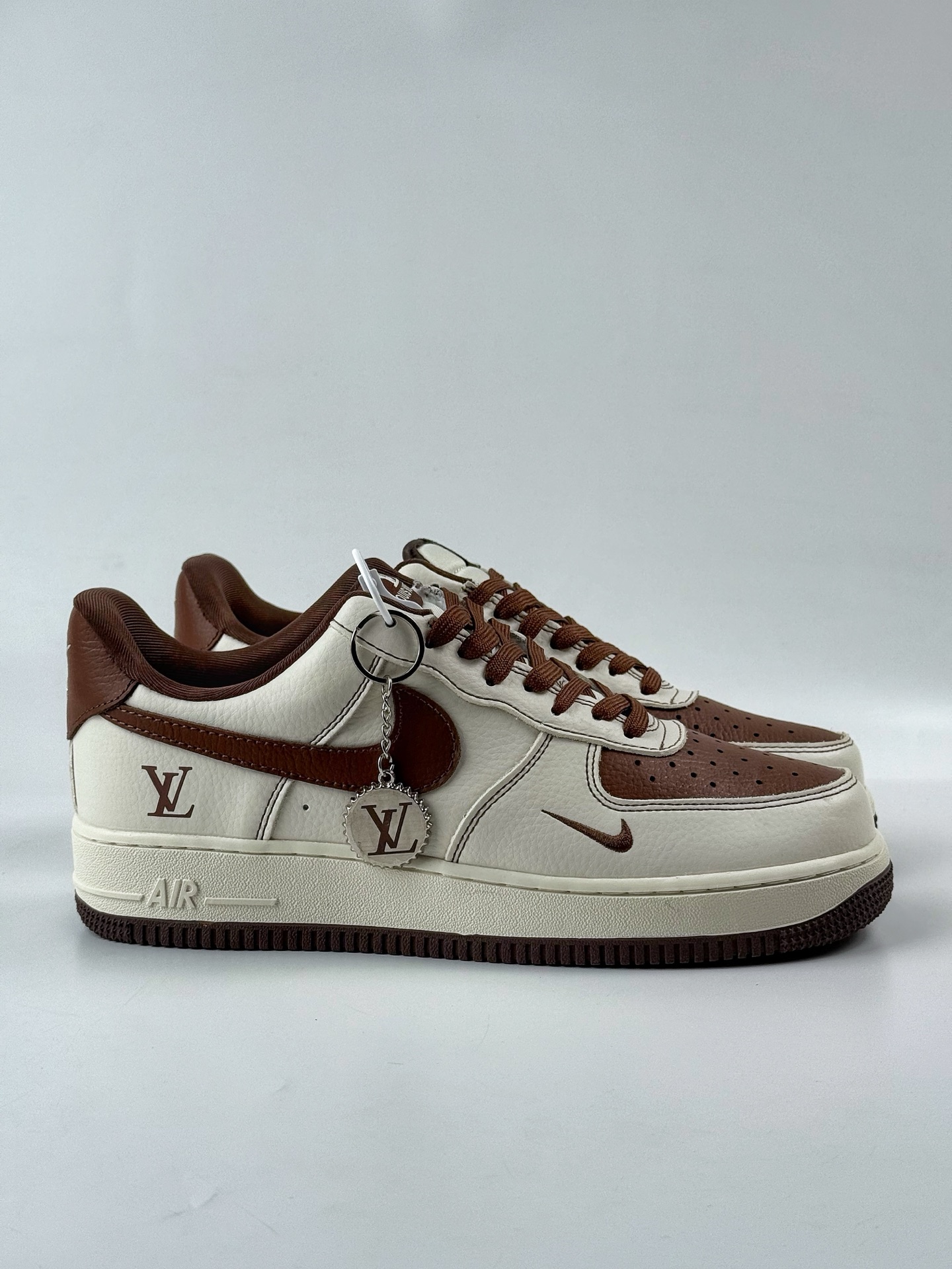 Nike Air Force 1 Low 07 x Louis Vuitton 白棕小勾 KK1988-087