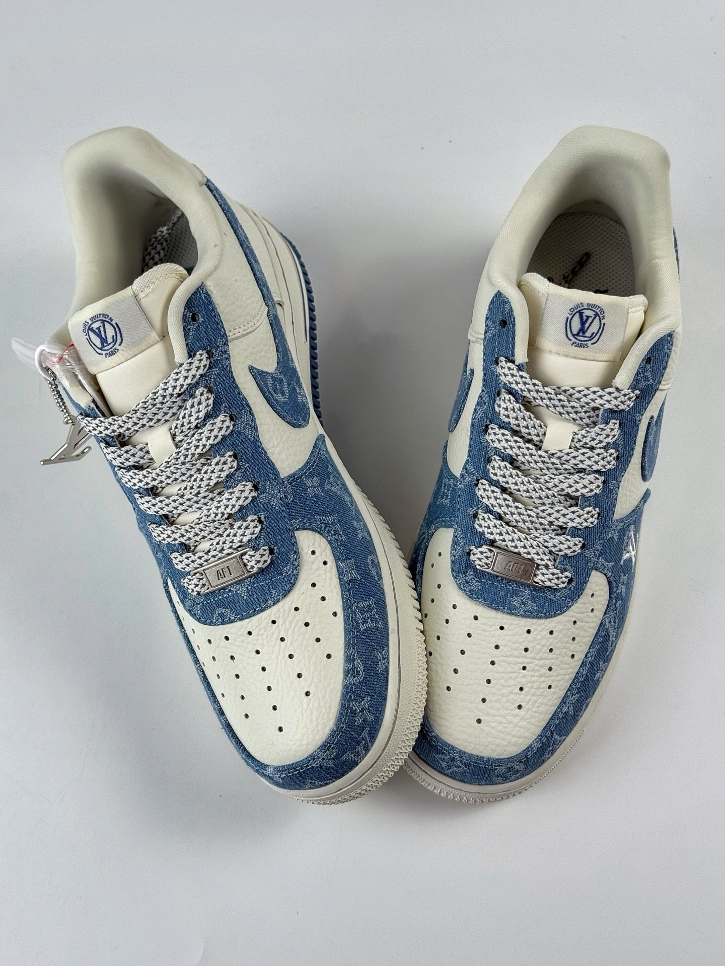 260 Nike Air Force 1 Low 07 x Louis Vuitton 牛仔蓝白满天星 SC0601-555-Chinese UA Cheap High Quatity Brand Clothes Bags handbags Sneakers wholesale wholesaler seller from China Factory suppliers Fashion Clothing Shoes best Quality Beautiful Price 260 Nike Air Force 1 Low 07 x Louis Vuitton 牛仔蓝白满天星 SC0601-555