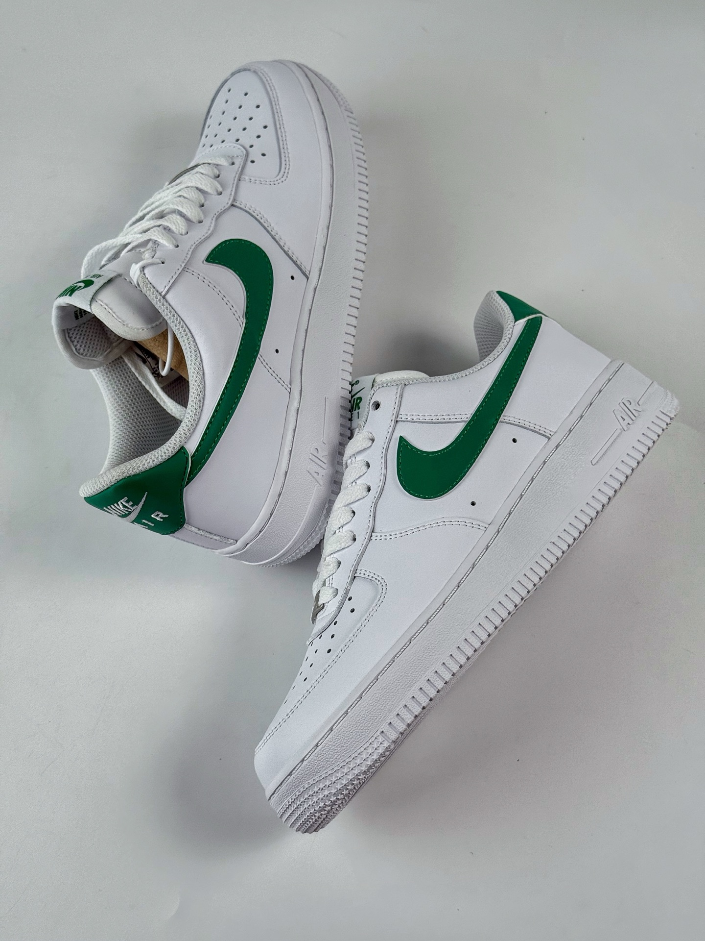 200 Nike Air Force 1 Low 07 白绿色 FJ4146-121-Chinese UA Cheap High Quatity Brand Clothes Bags handbags Sneakers wholesale wholesaler seller from China Factory suppliers Fashion Clothing Shoes best Quality Beautiful Price 200 Nike Air Force 1 Low 07 白绿色 FJ4146-121
