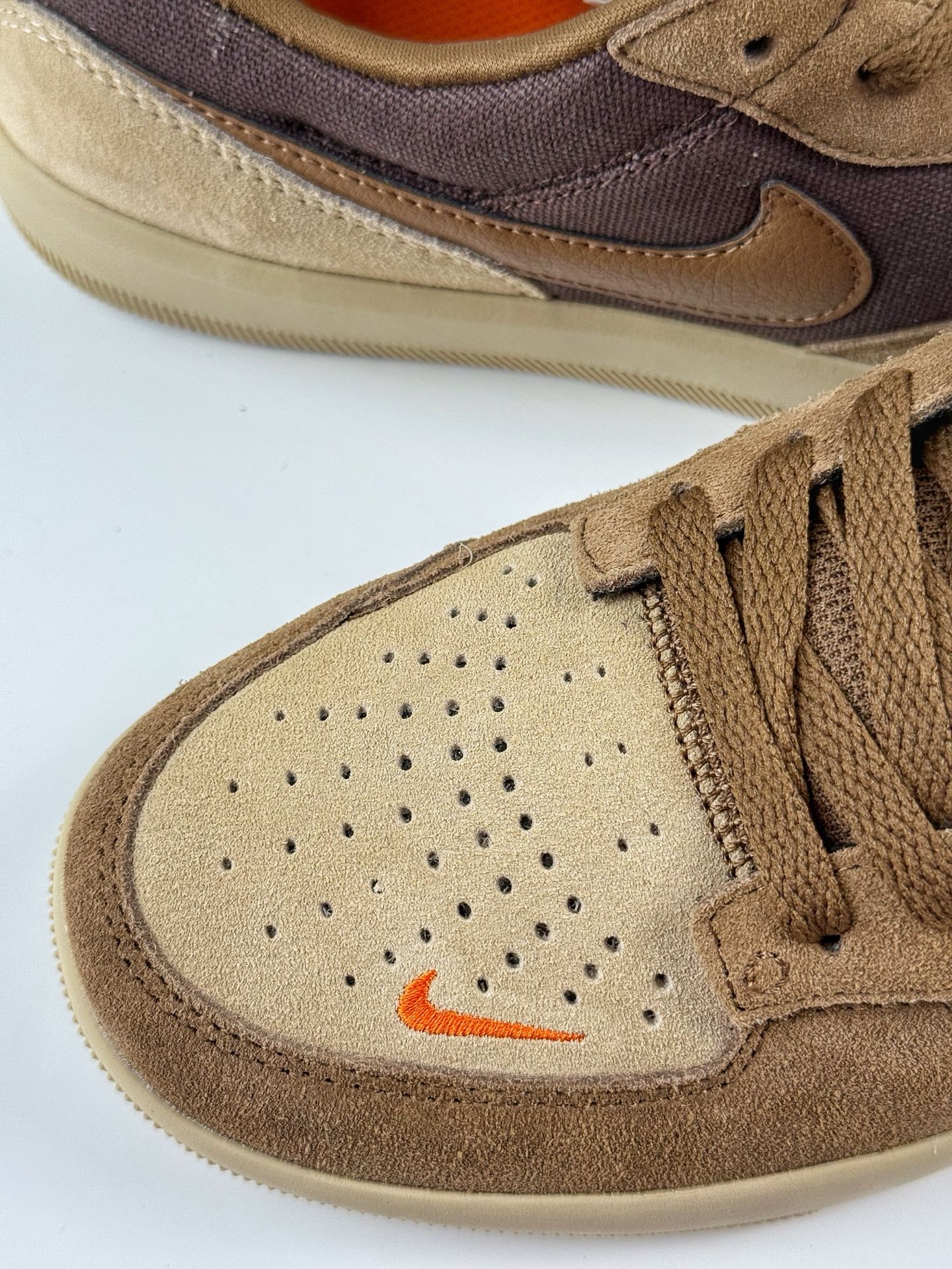 150 耐克Nike SB Force 58 纯原版本 硫化杯底 传统篮球风格 DV5477-201-Chinese UA Cheap High Quatity Brand Clothes Bags handbags Sneakers wholesale wholesaler seller from China Factory suppliers Fashion Clothing Shoes best Quality Beautiful Price 150 耐克Nike SB Force 58 纯原版本 硫化杯底 传统篮球风格 DV5477-201