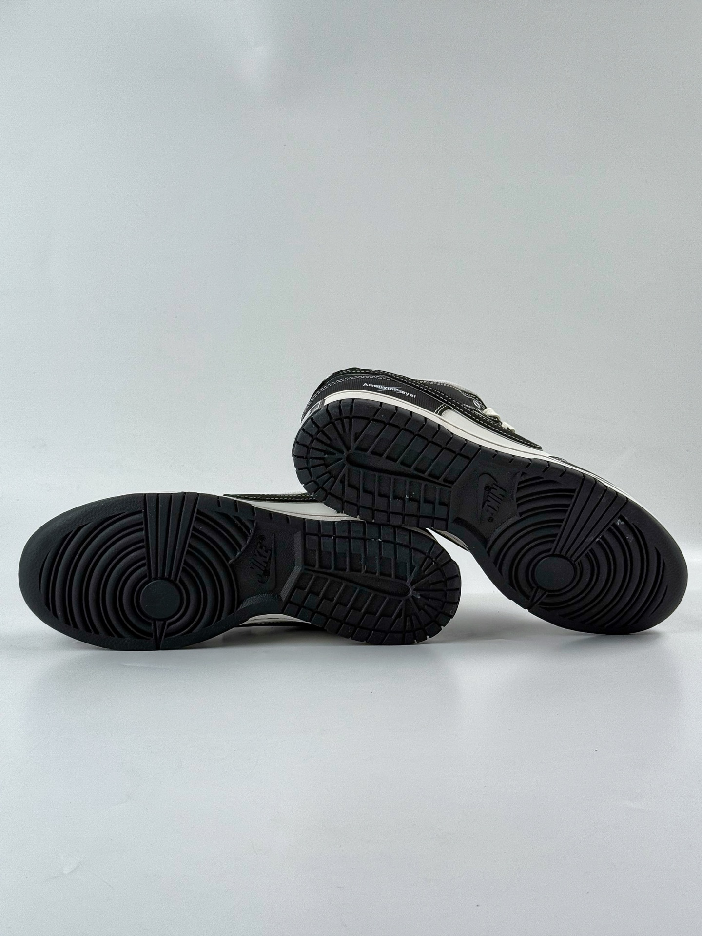 280 Nike SB Dunk Low 云绫墨锦 黑白 BW1220-004-Chinese UA Cheap High Quatity Brand Clothes Bags handbags Sneakers wholesale wholesaler seller from China Factory suppliers Fashion Clothing Shoes best Quality Beautiful Price 280 Nike SB Dunk Low 云绫墨锦 黑白 BW1220-004