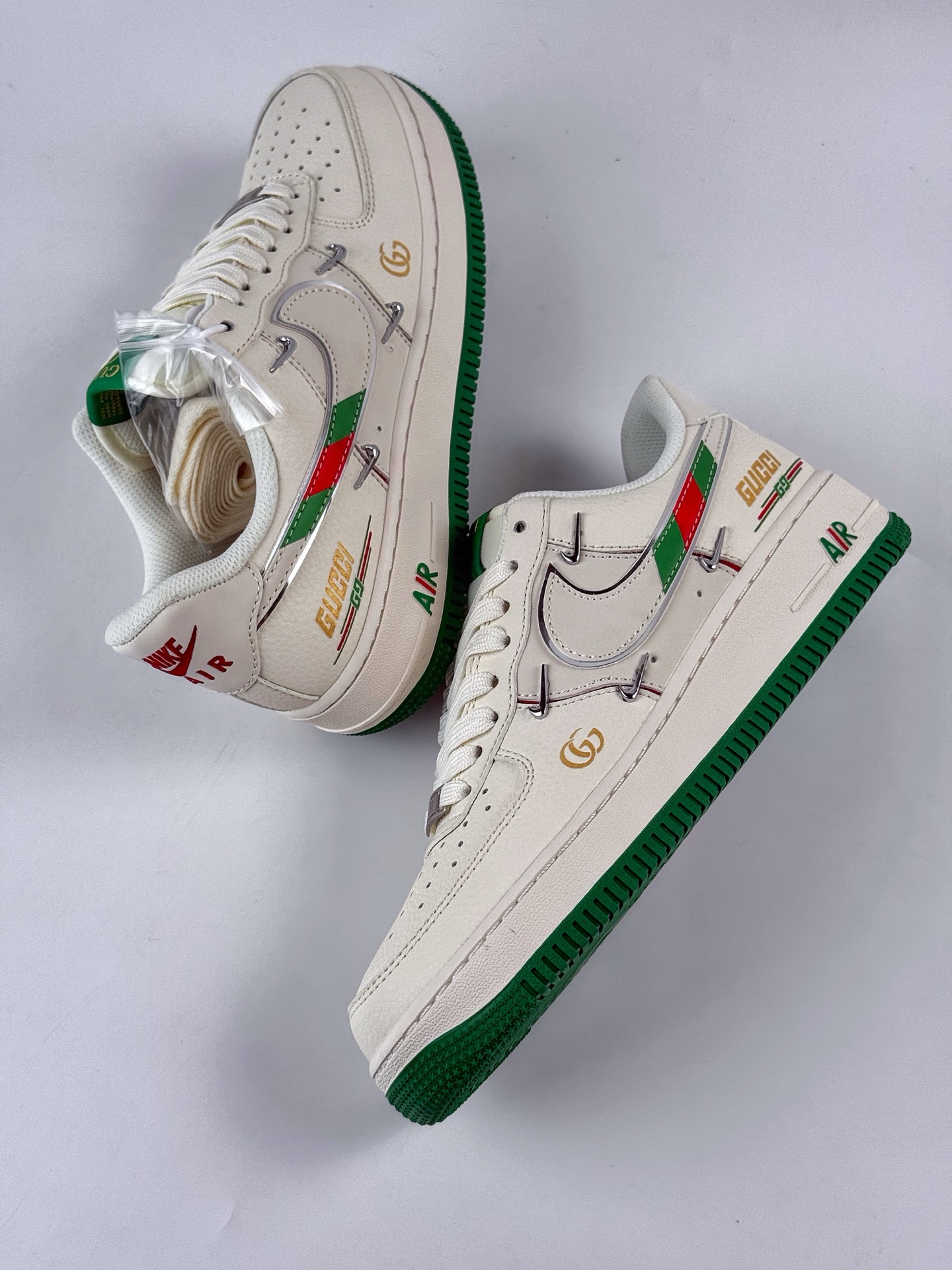260 Nike Air Force 1 Low 07 x GUCCI 米绿四小勾 XS2869-002-Chinese UA Cheap High Quatity Brand Clothes Bags handbags Sneakers wholesale wholesaler seller from China Factory suppliers Fashion Clothing Shoes best Quality Beautiful Price 260 Nike Air Force 1 Low 07 x GUCCI 米绿四小勾 XS2869-002