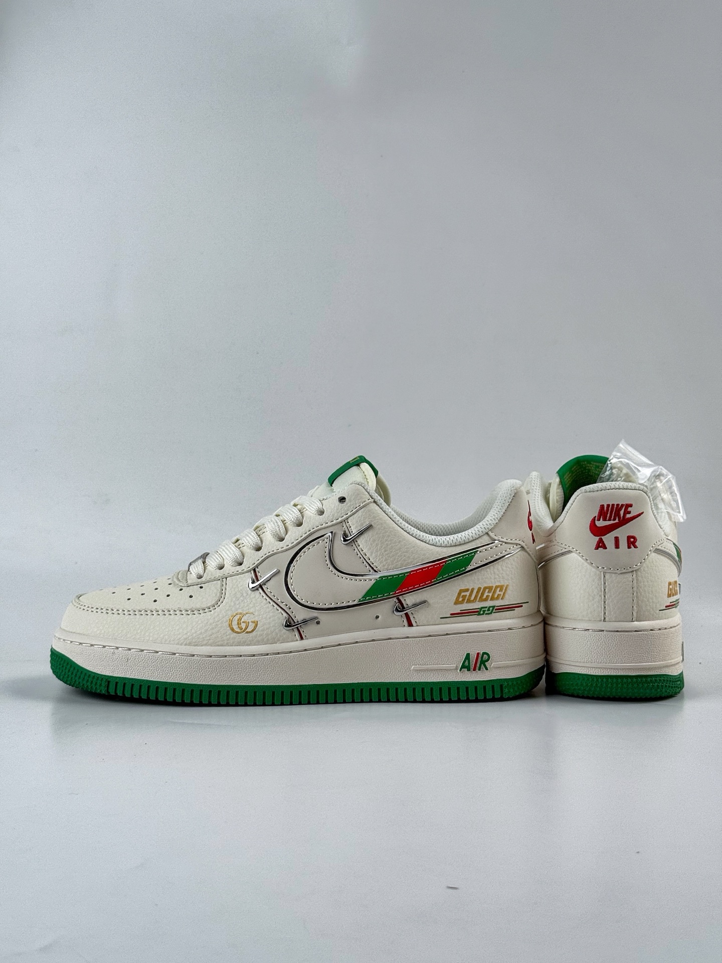 260 Nike Air Force 1 Low 07 x GUCCI 米绿四小勾 XS2869-002-Chinese UA Cheap High Quatity Brand Clothes Bags handbags Sneakers wholesale wholesaler seller from China Factory suppliers Fashion Clothing Shoes best Quality Beautiful Price 260 Nike Air Force 1 Low 07 x GUCCI 米绿四小勾 XS2869-002