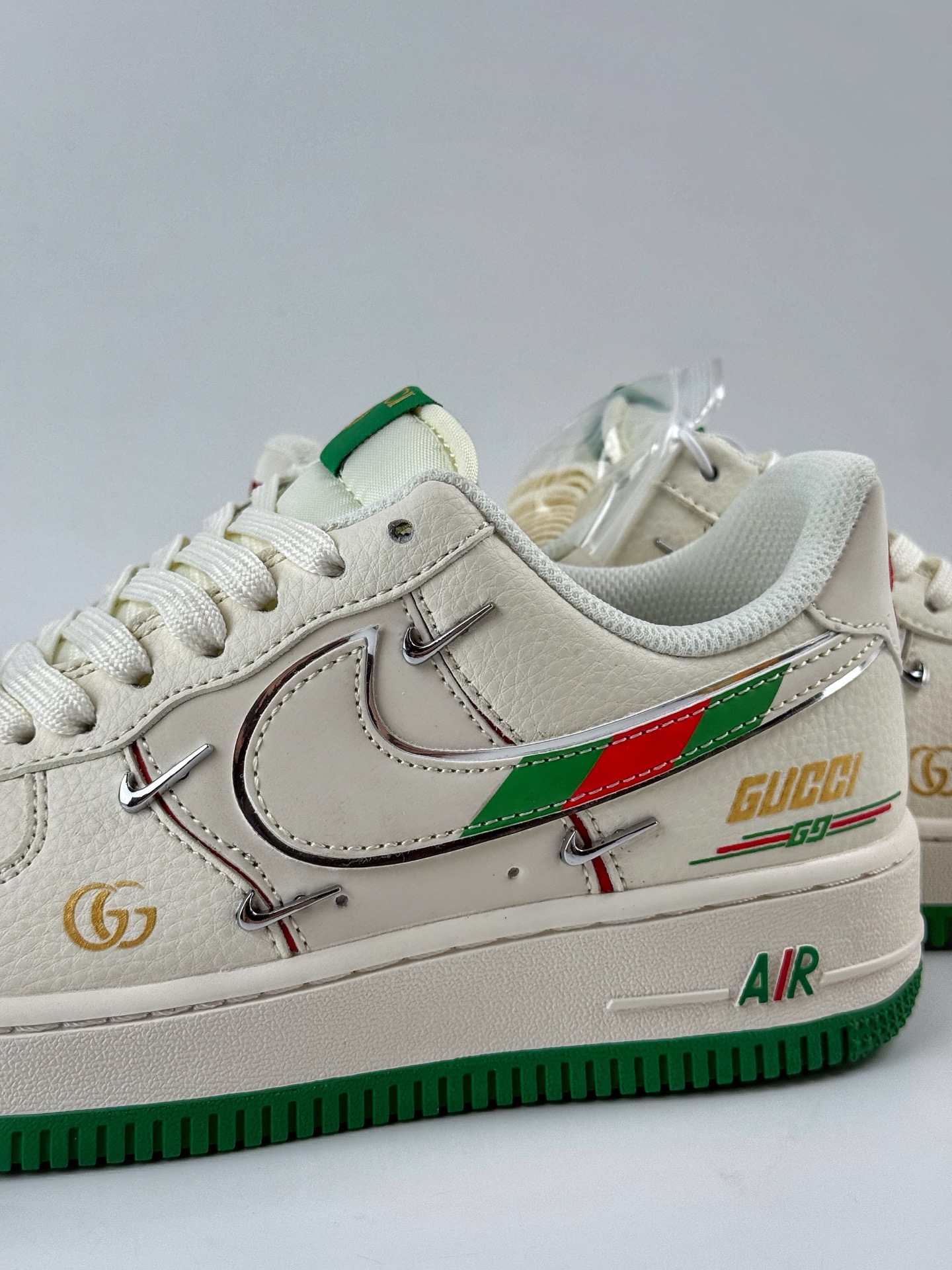 260 Nike Air Force 1 Low 07 x GUCCI 米绿四小勾 XS2869-002-Chinese UA Cheap High Quatity Brand Clothes Bags handbags Sneakers wholesale wholesaler seller from China Factory suppliers Fashion Clothing Shoes best Quality Beautiful Price 260 Nike Air Force 1 Low 07 x GUCCI 米绿四小勾 XS2869-002