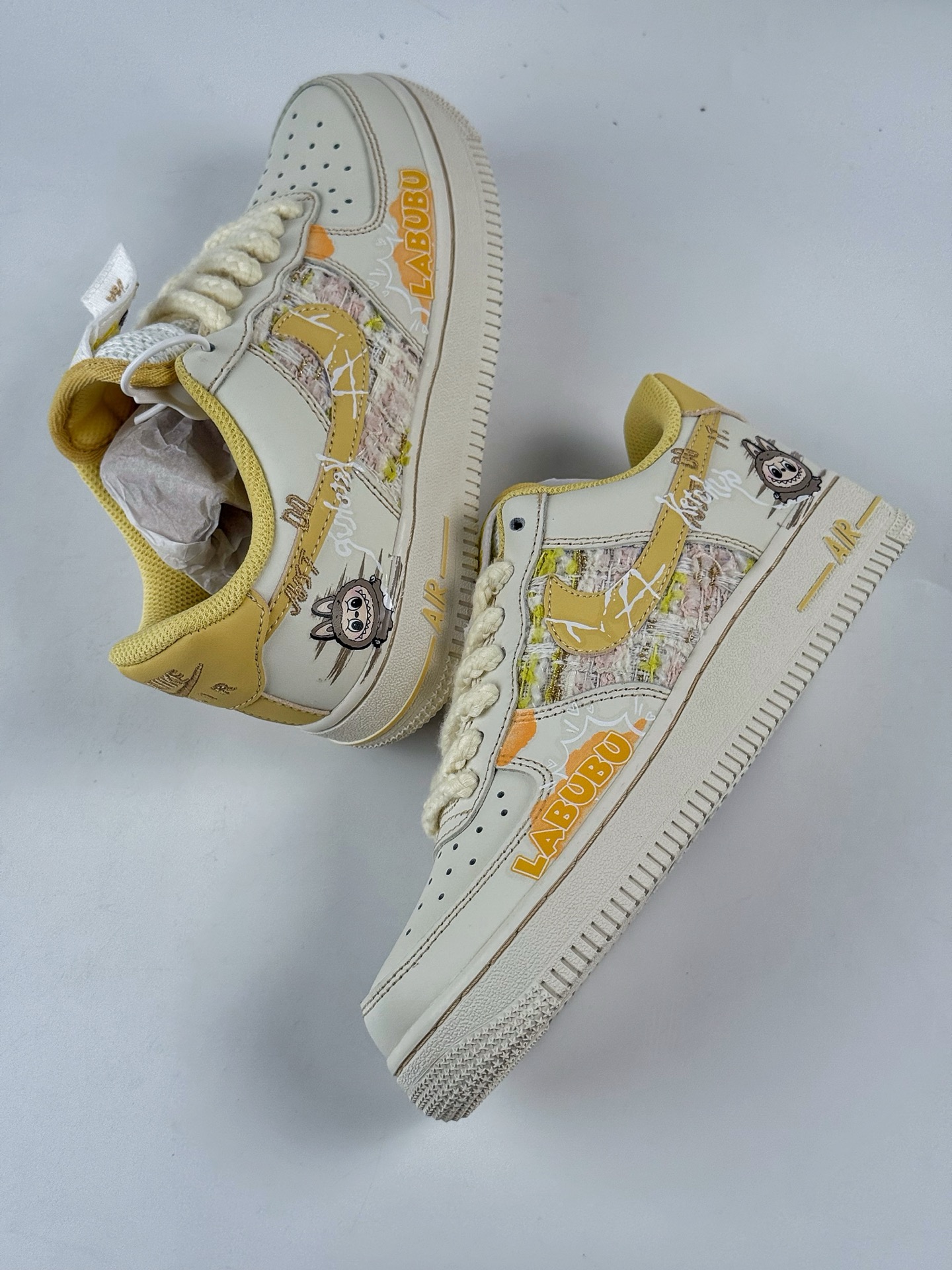 260 Nike Air Force 1 Low 07 x LABUBU 白黄麻绳 FJ7740-610-Chinese UA Cheap High Quatity Brand Clothes Bags handbags Sneakers wholesale wholesaler seller from China Factory suppliers Fashion Clothing Shoes best Quality Beautiful Price 260 Nike Air Force 1 Low 07 x LABUBU 白黄麻绳 FJ7740-610