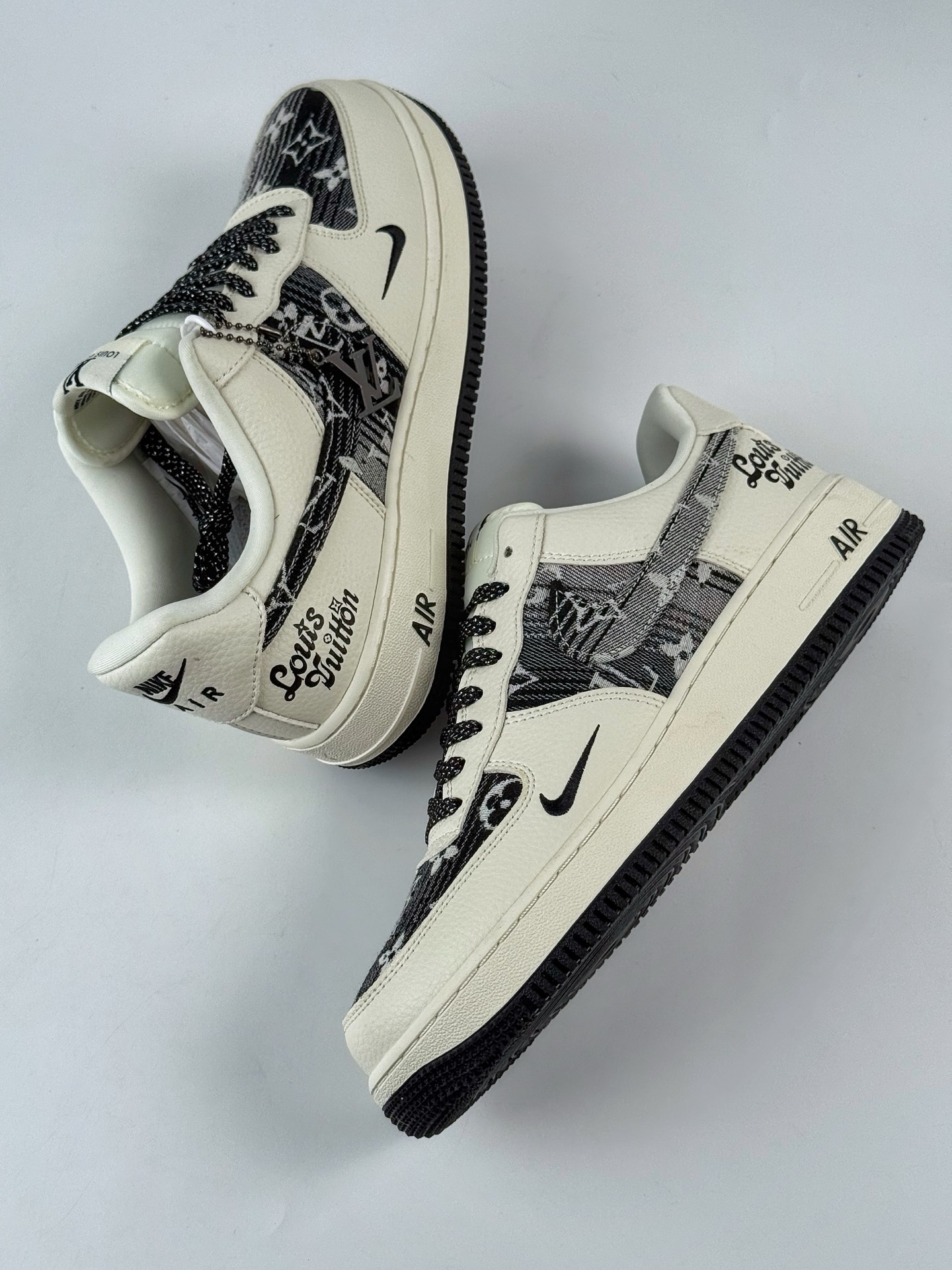 260 Nike Air Force 1 Low 07 x Louis Vuitton 白黑小勾满天星  DK0798-001