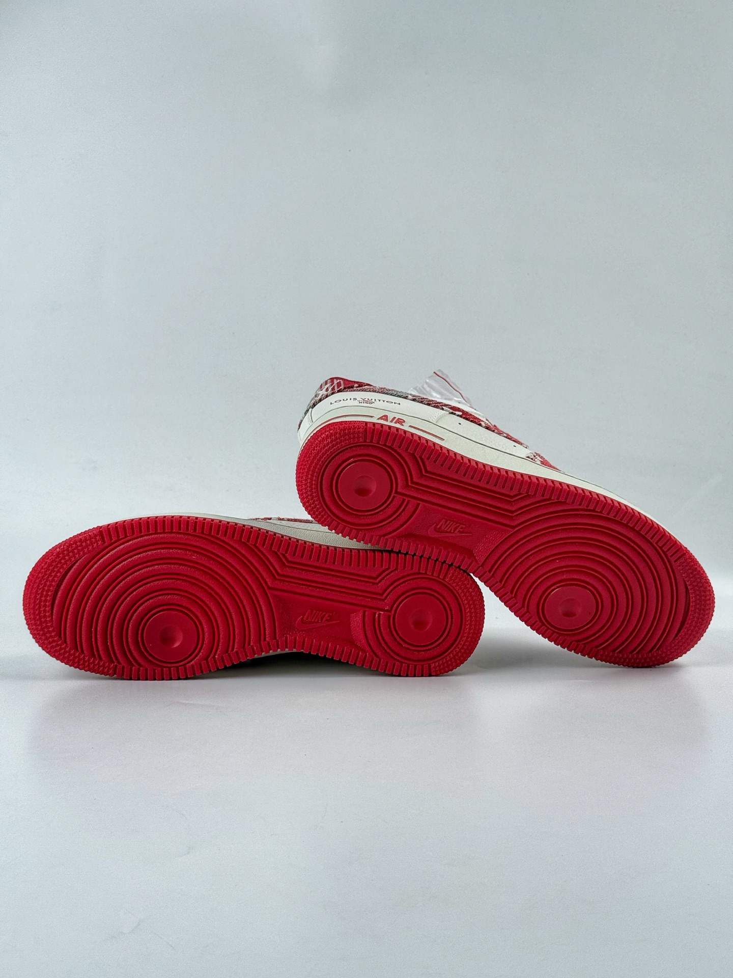 Nike Air Force 1 Low 07 x Louis Vuitton 牛仔红白  SC9207-541