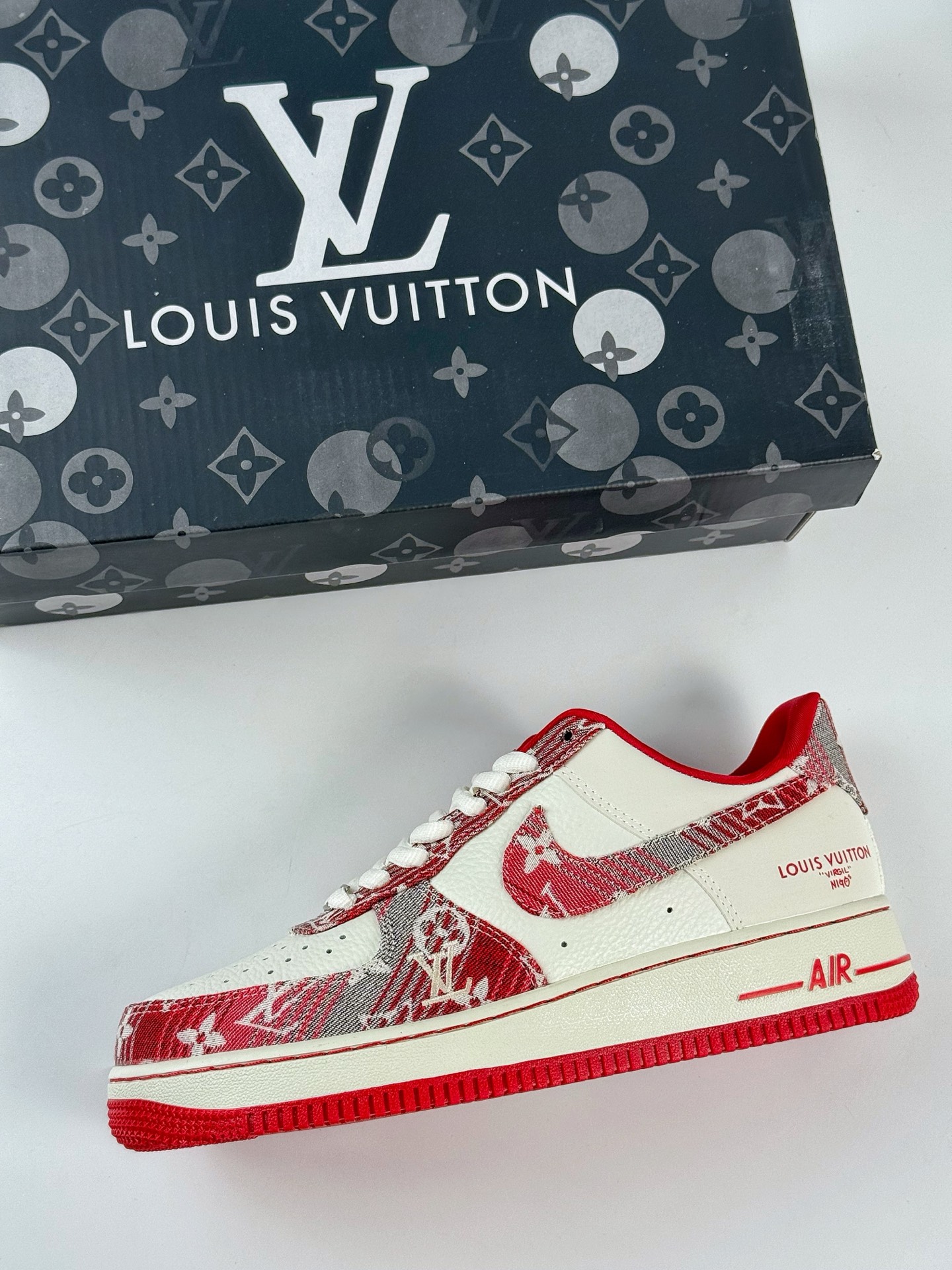 Nike Air Force 1 Low 07 x Louis Vuitton 牛仔红白  SC9207-541
