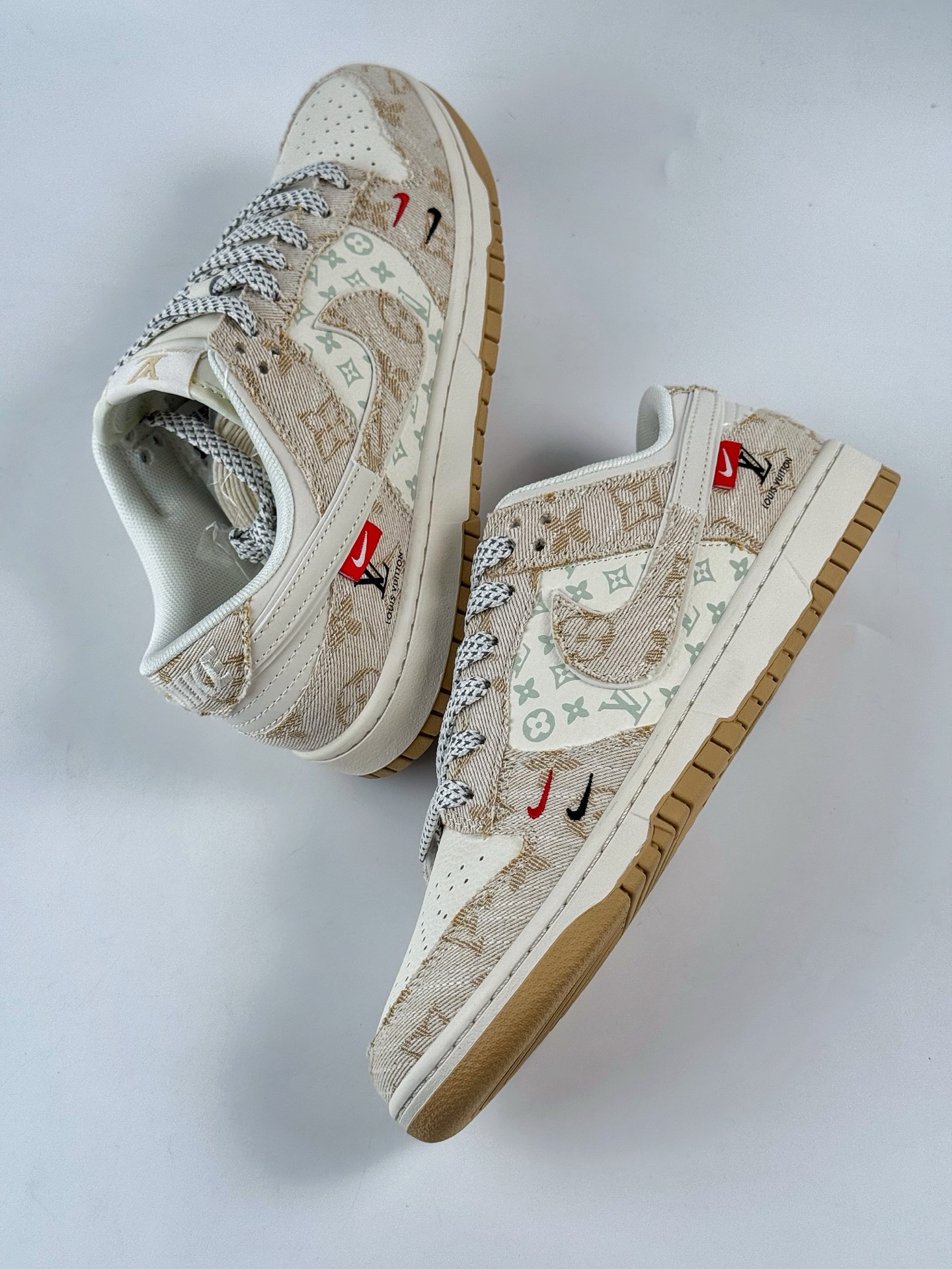 Nike SB Dunk Low x Louis Vuitton 白黄双小勾满天星  YX5066-377