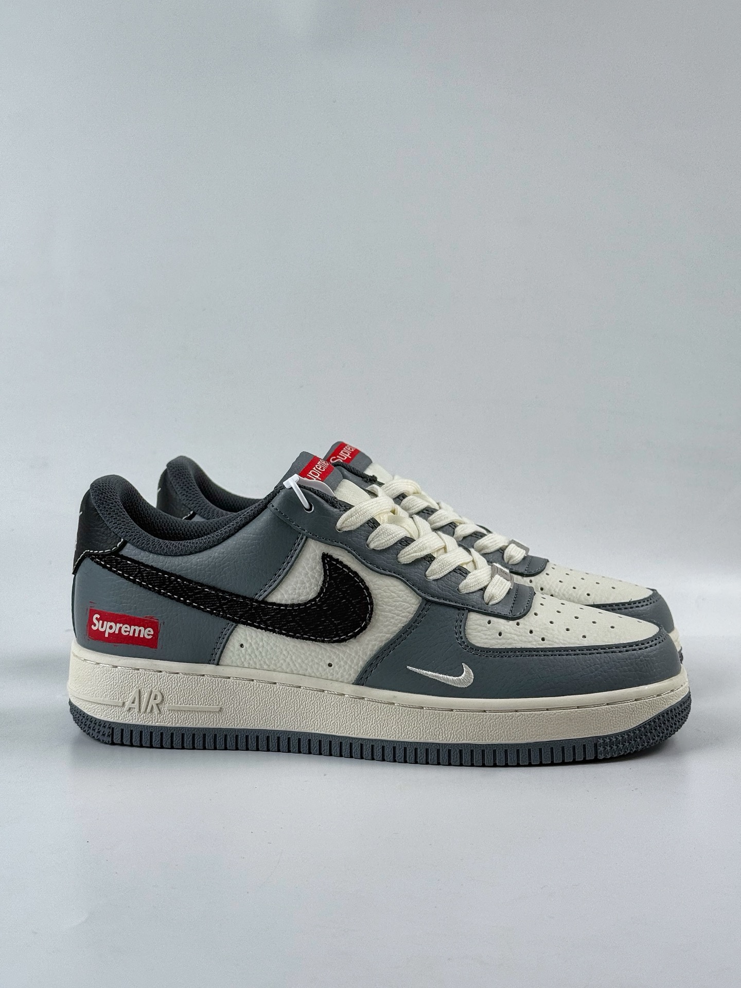 Nike Air Force 1 Low 07 x Supreme 灰白小勾  HS8068-046