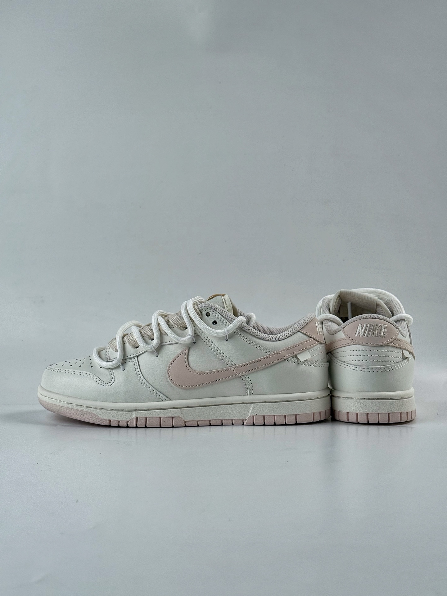 NIKE SB Dunk Low x Just Do It 白粉绑带 WP0510 069