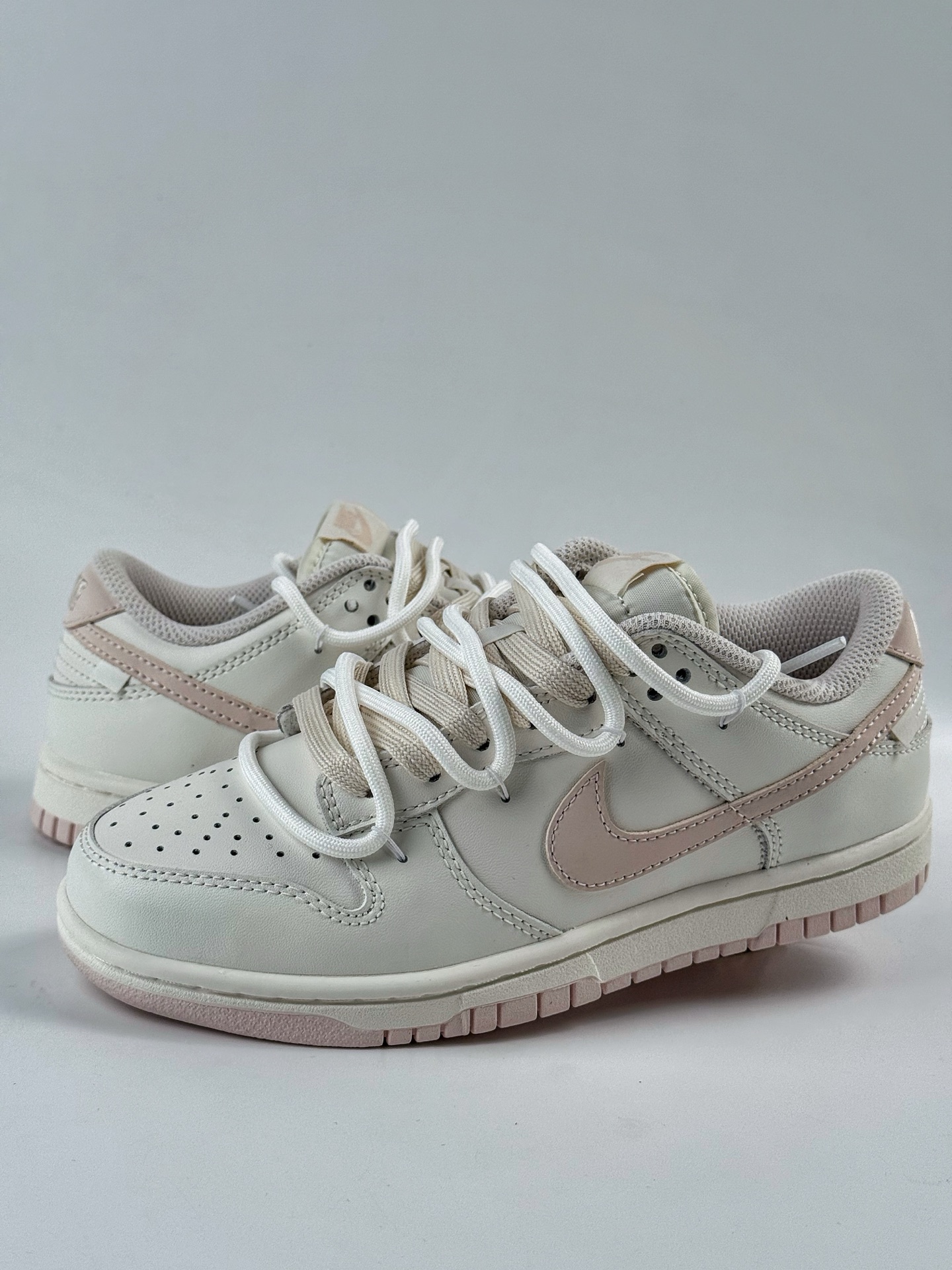 NIKE SB Dunk Low x Just Do It 白粉绑带 WP0510 069