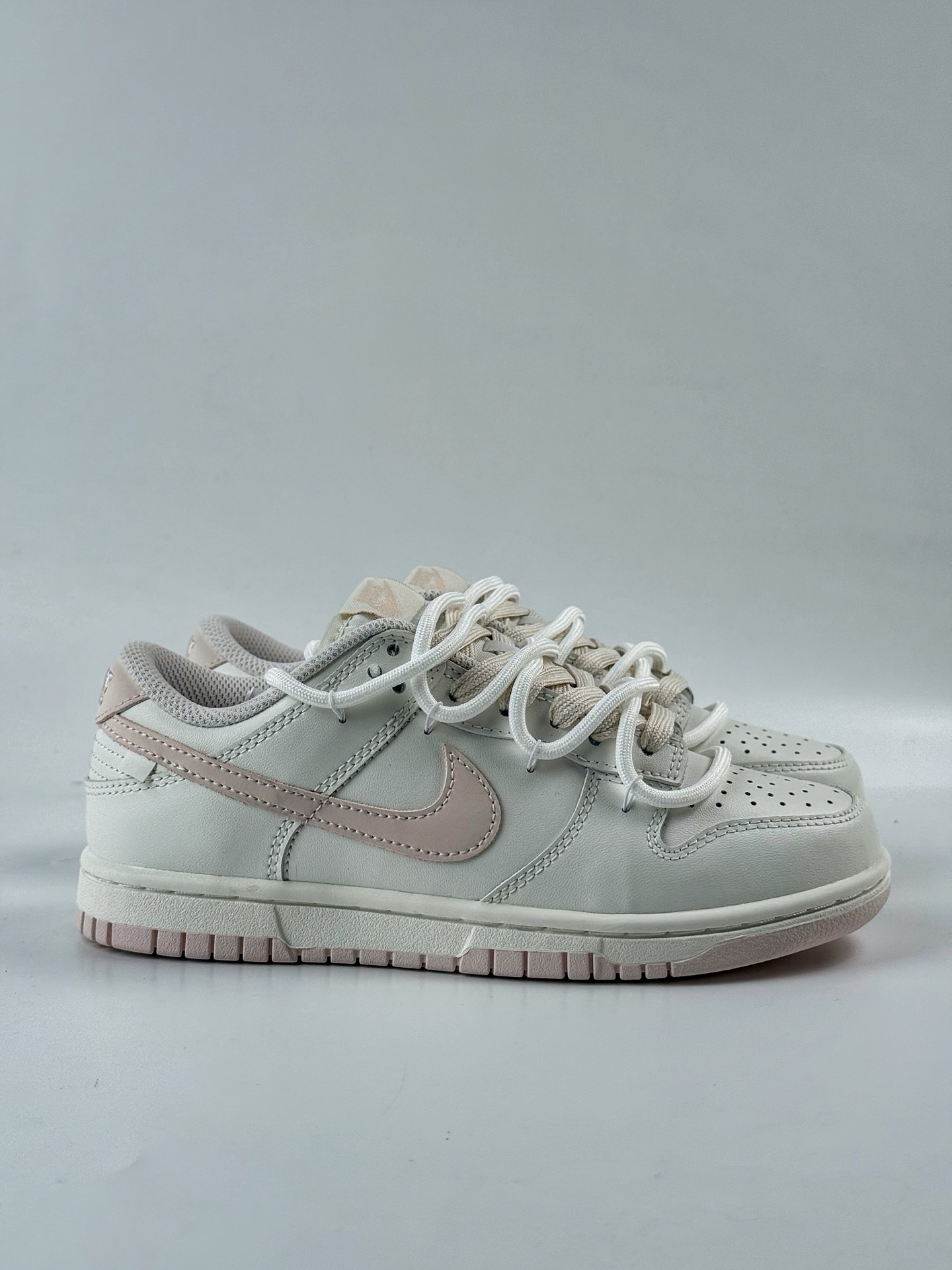 NIKE SB Dunk Low x Just Do It 白粉绑带 WP0510 069