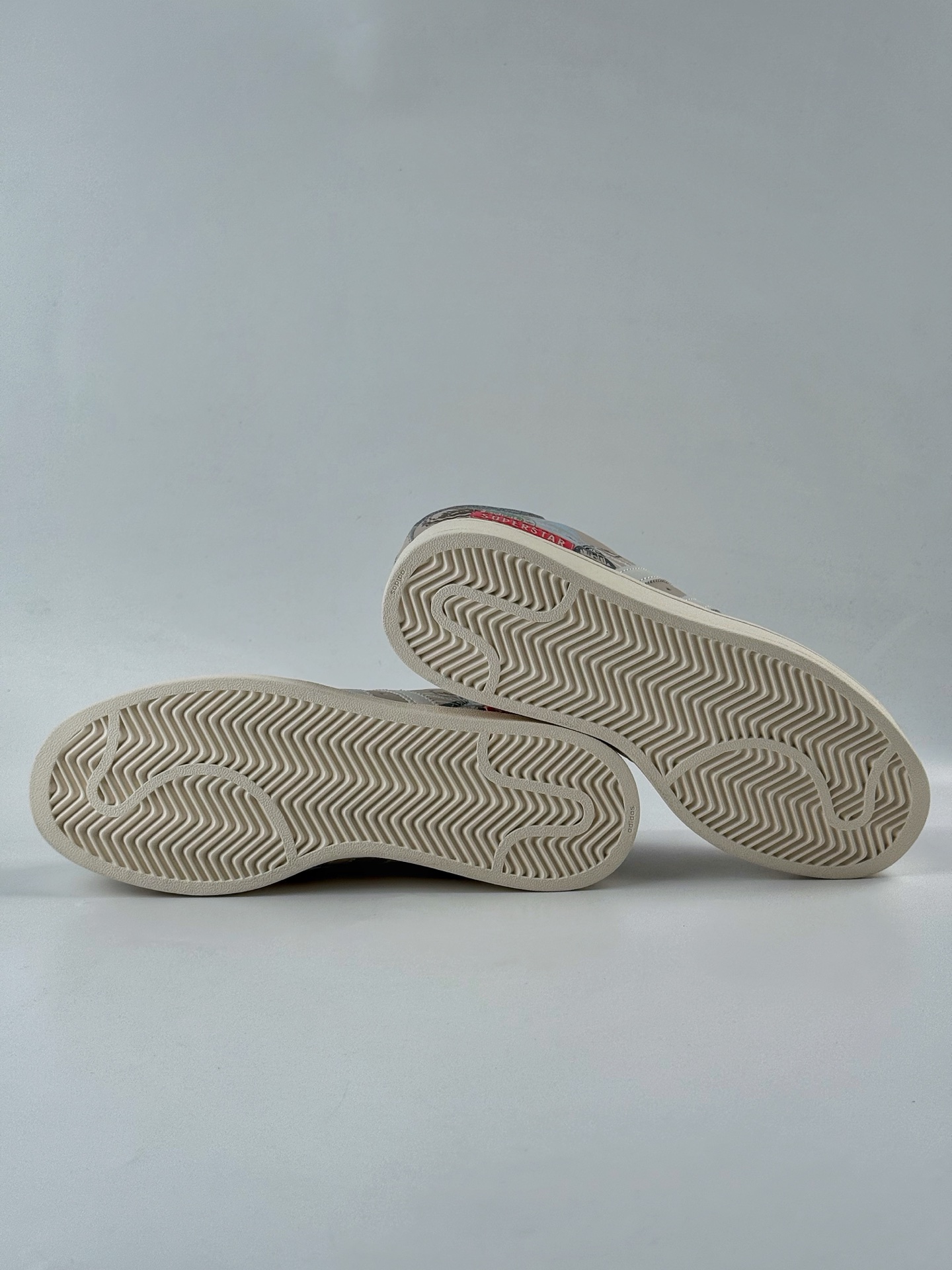 AdidOriginals Superstar 棕灰 JR1330