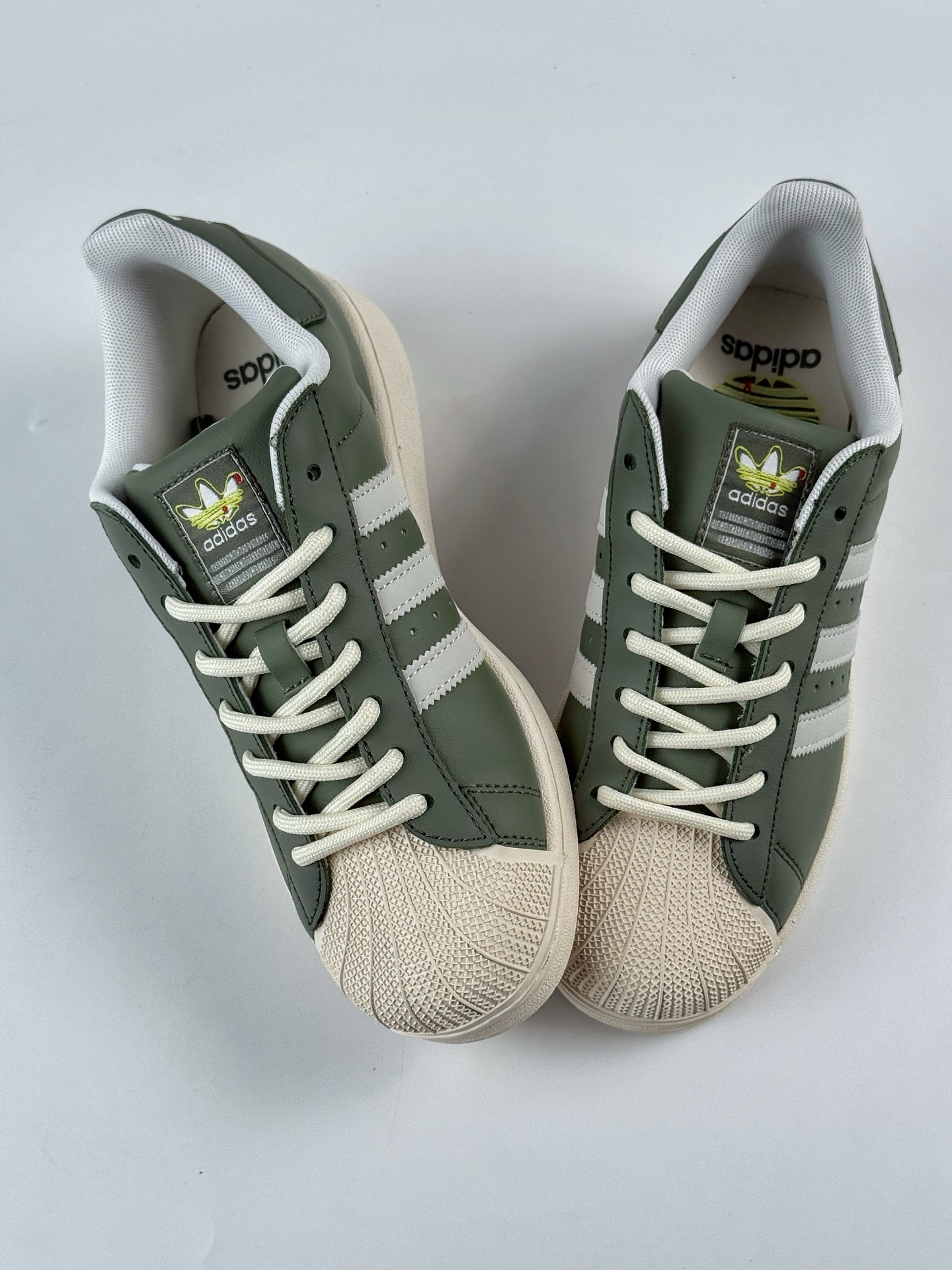 AdidOriginals Superstar 绿白  JR1331