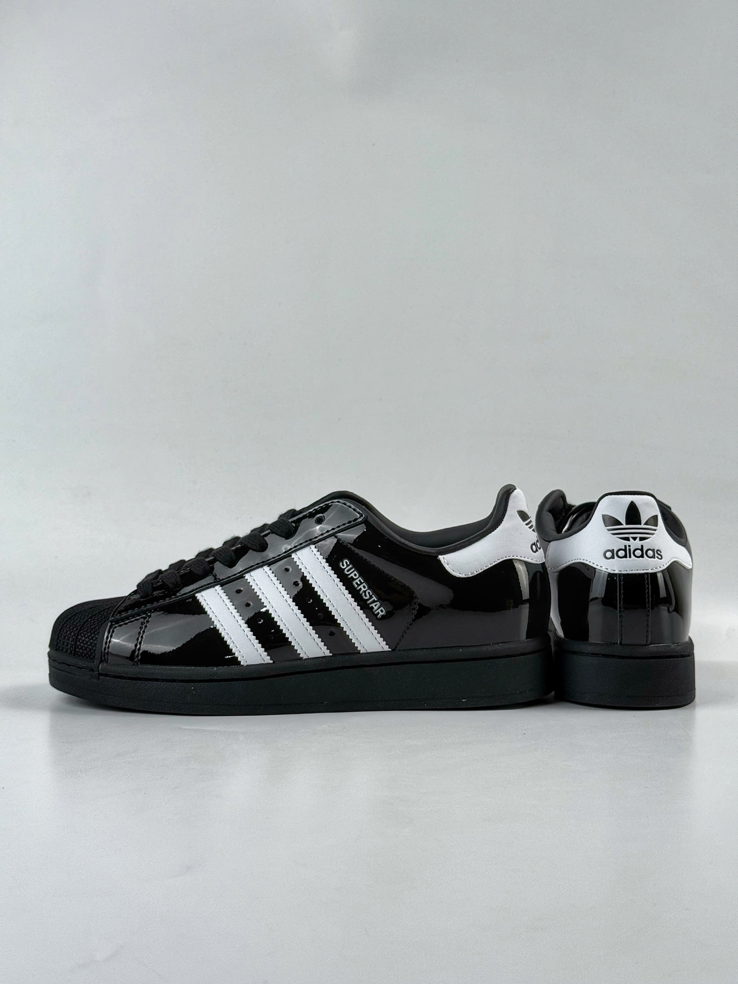 AdidOriginals Superstar 黑白  JH7756
