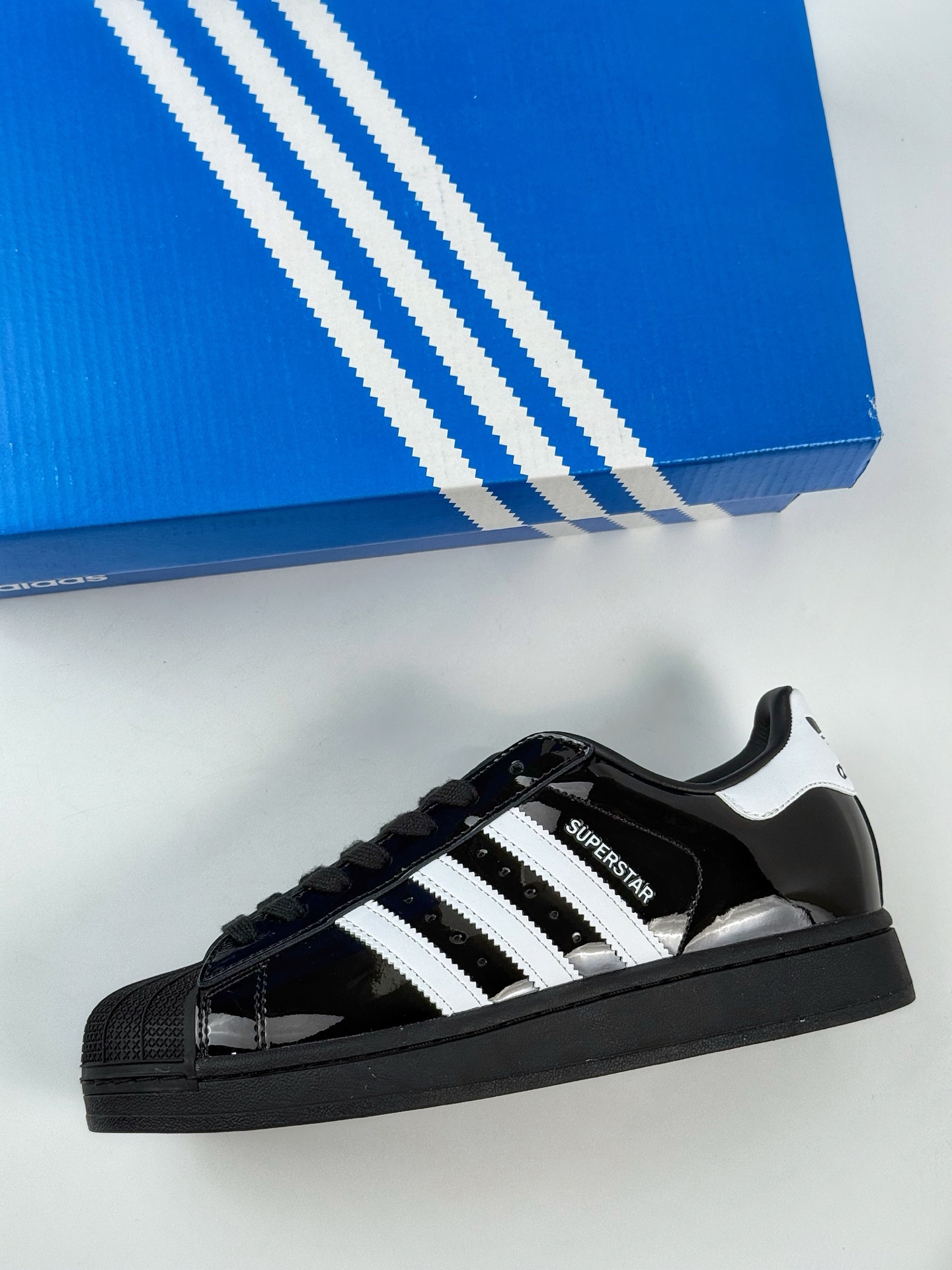 AdidOriginals Superstar 黑白  JH7756