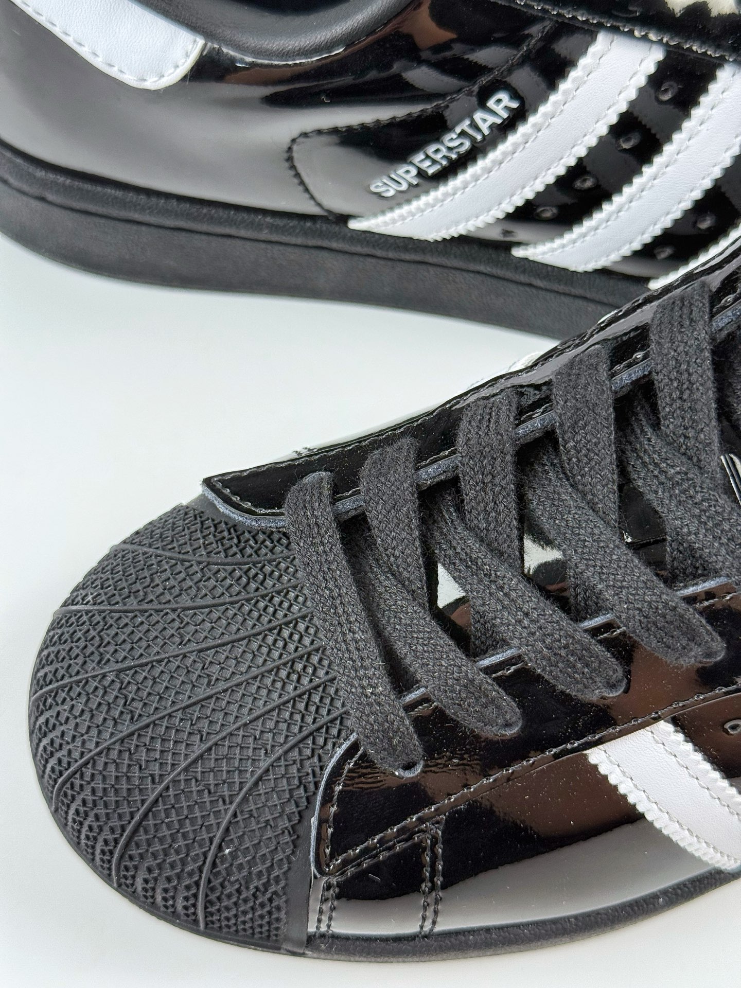 AdidOriginals Superstar 黑白  JH7756