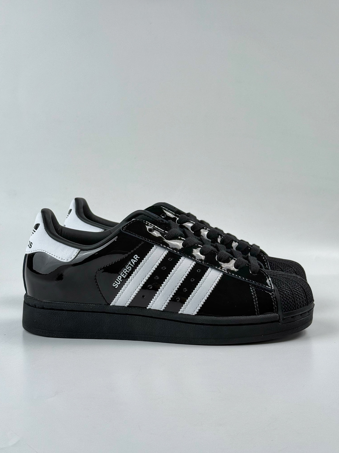 AdidOriginals Superstar 黑白  JH7756