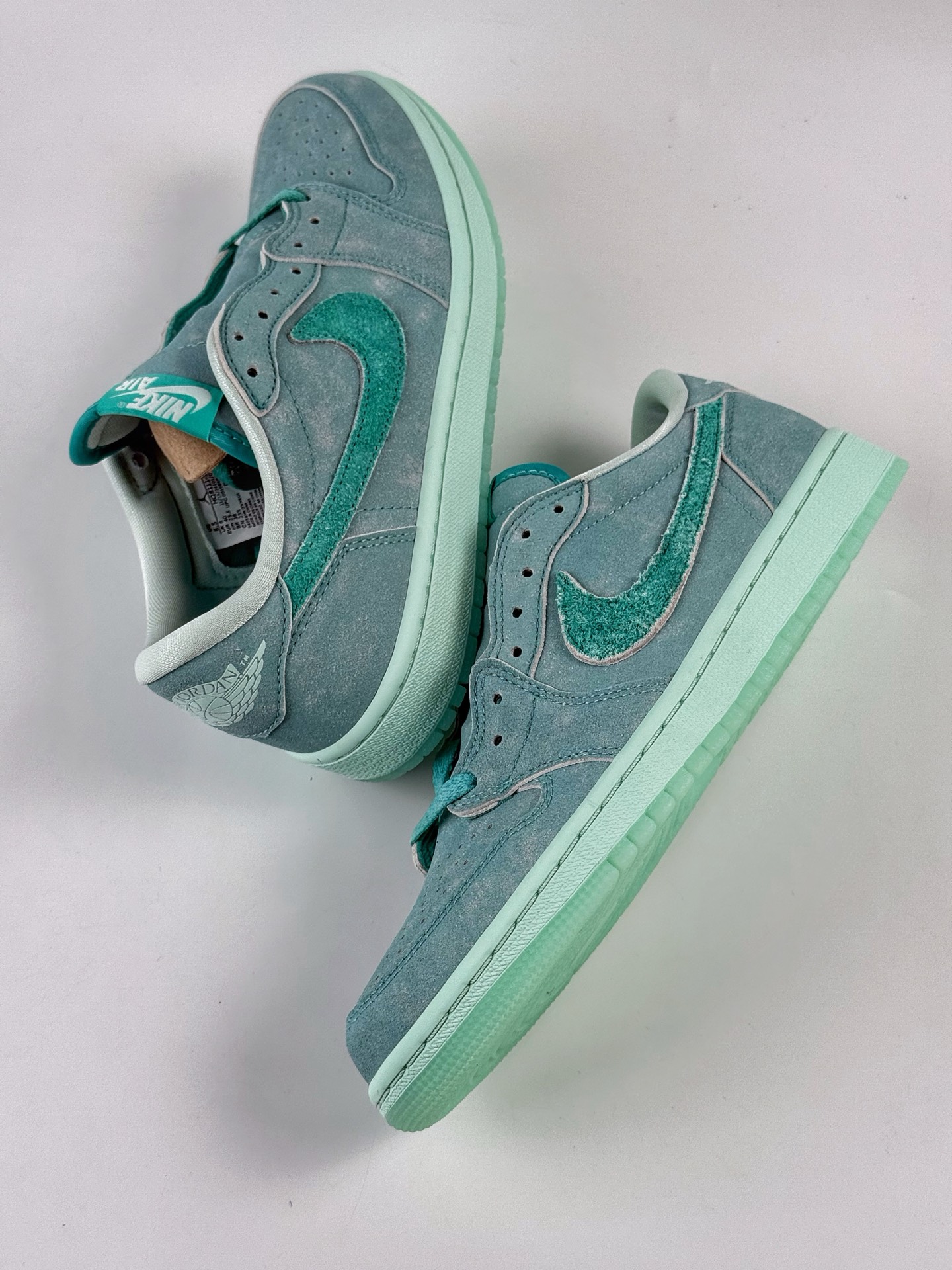 Air Jordan 1 Low 蓝绿 AJ1乔1低帮休闲板鞋  HQ8111-300