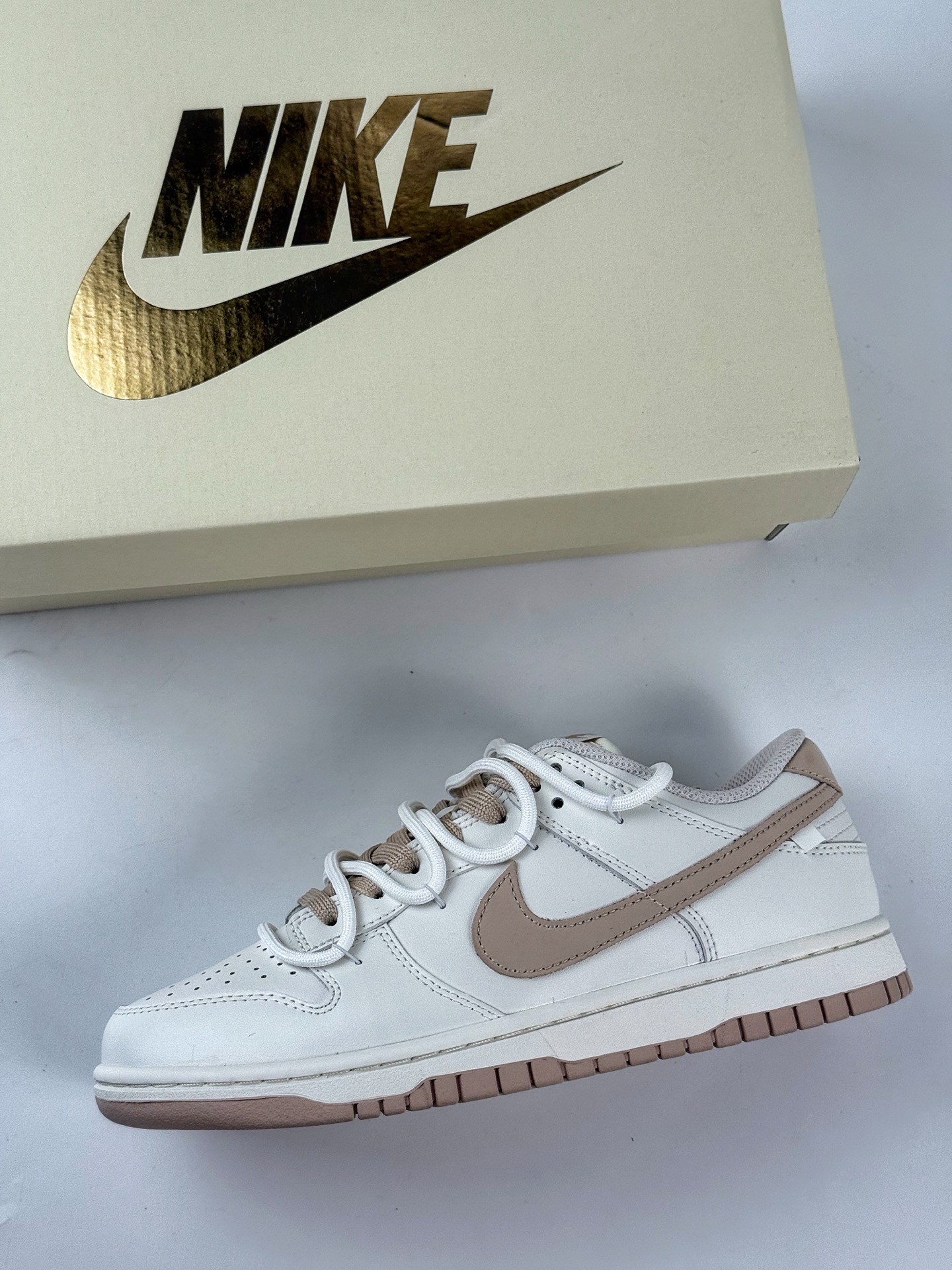 NIKE SB Dunk Low x Just Do It 白粉绑带  WG0510 070
