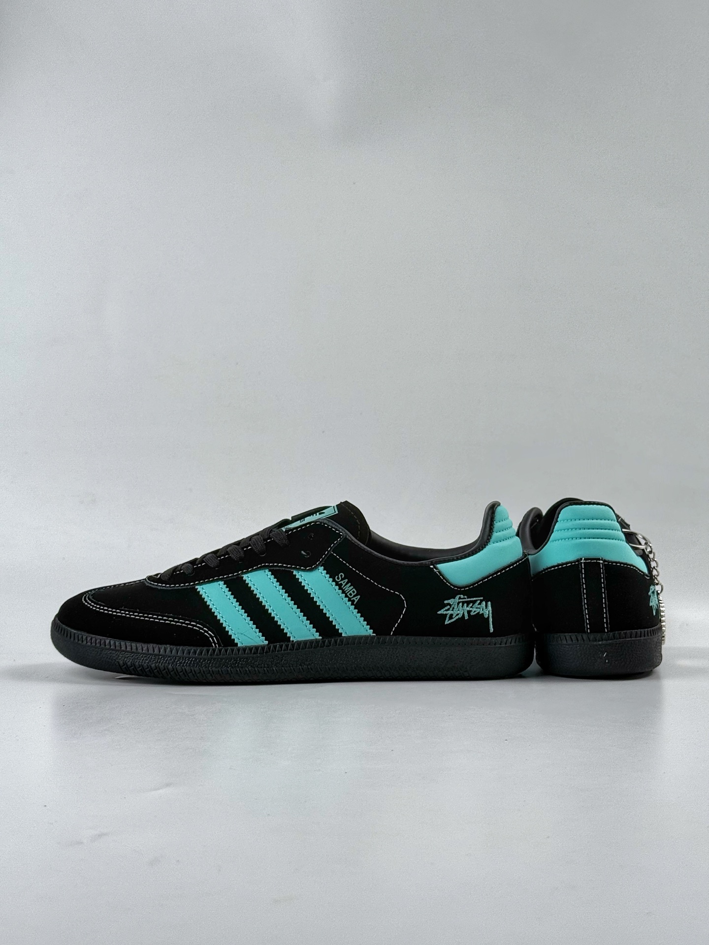 adidoriginals Samba OG x Stussy 黑蓝 桑巴舞系列复古经典轻便板鞋  DX0002