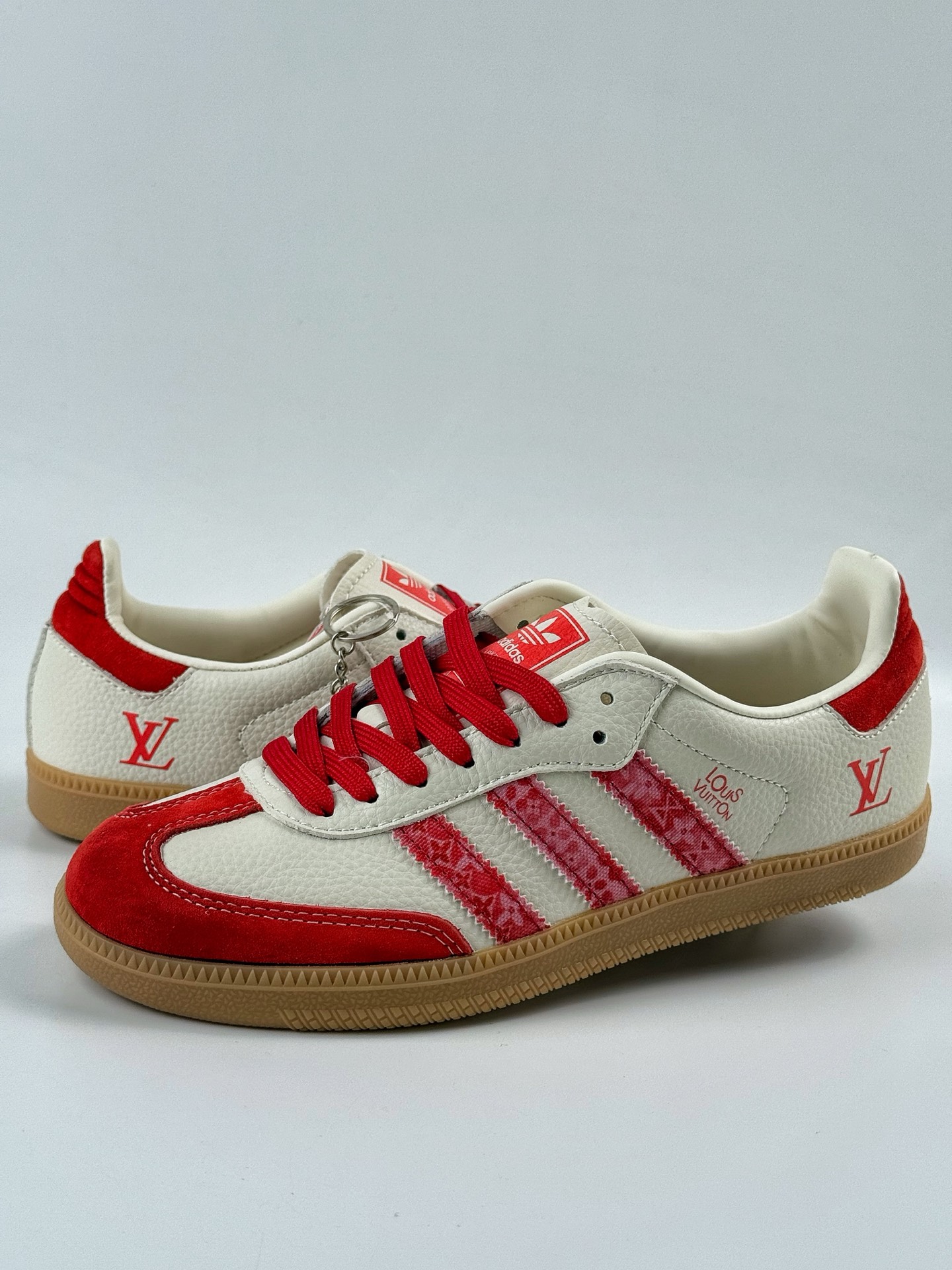 adidoriginals Samba OG x Louis Vuitton 红白 桑巴舞系列复古经典轻便板鞋  DX0008