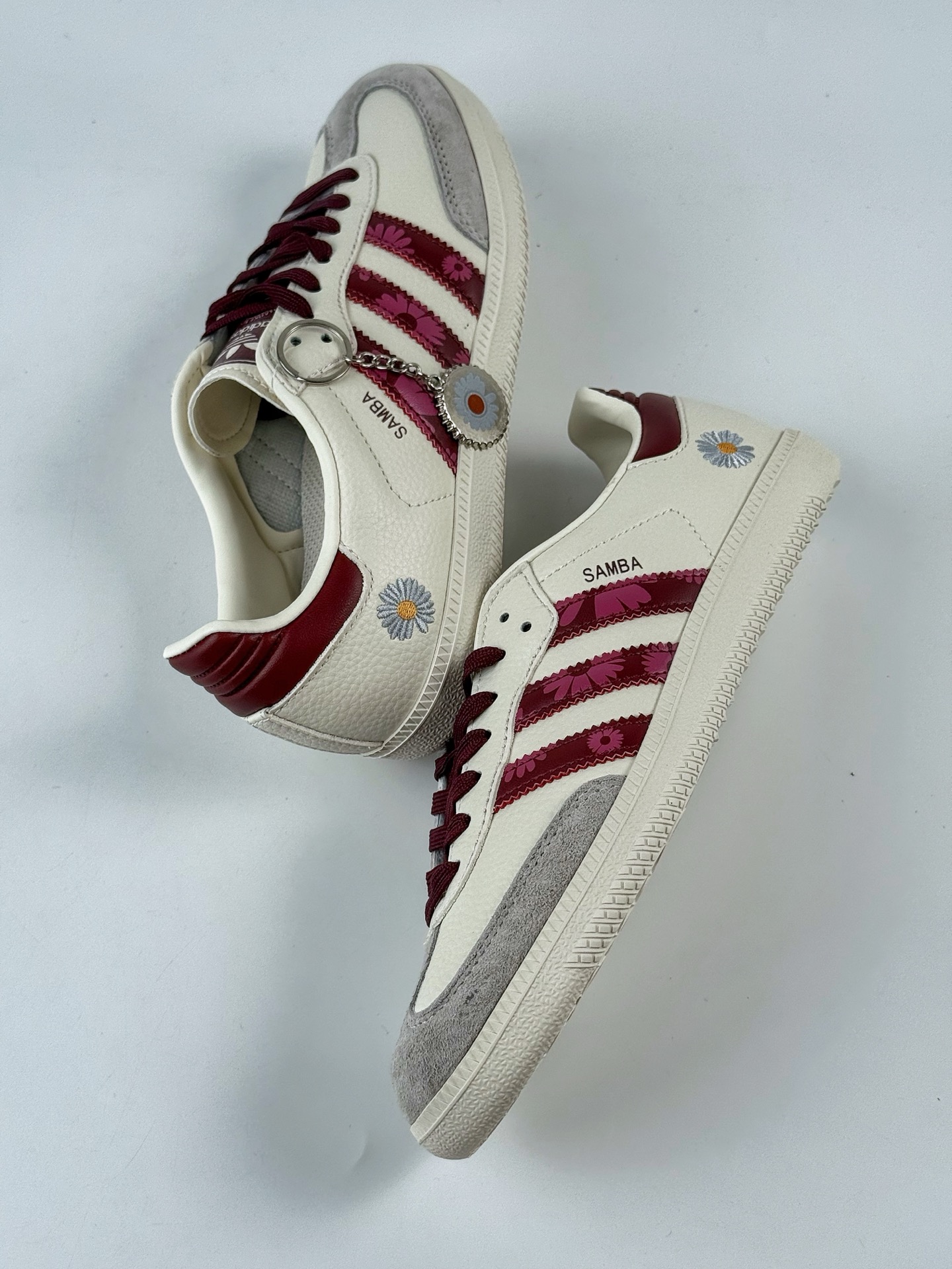 adidoriginals Samba OG 小雏菊 灰白 桑巴舞系列复古经典轻便板鞋 DX0009