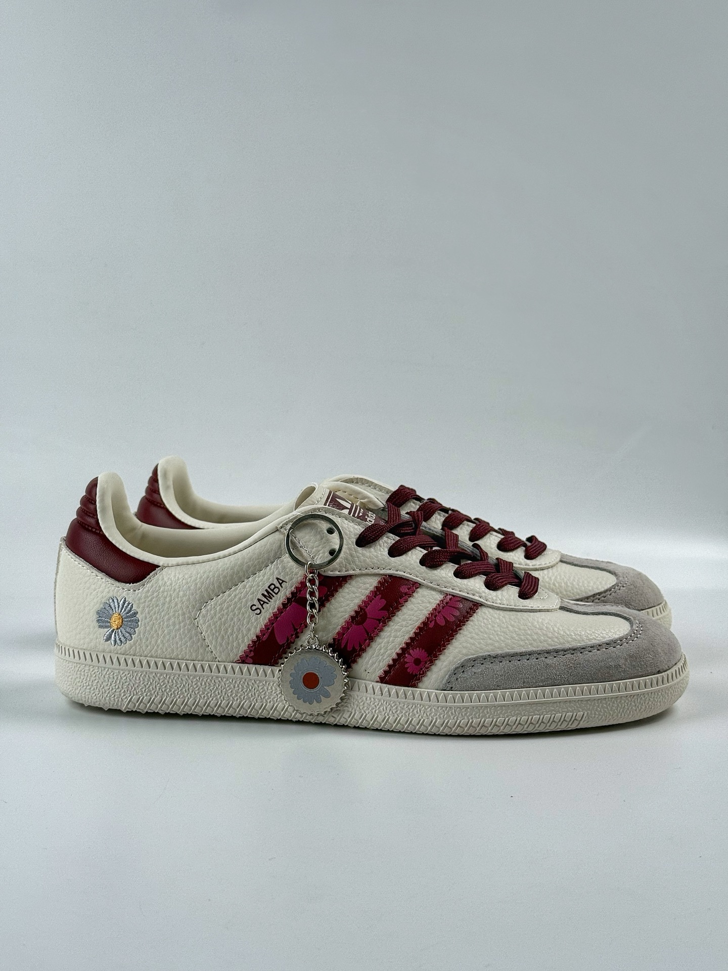 adidoriginals Samba OG 小雏菊 灰白 桑巴舞系列复古经典轻便板鞋 DX0009