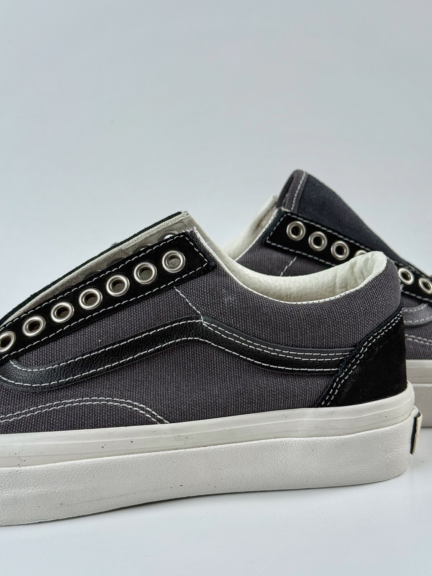 范斯新款Vans LX Old Skool黑灰休闲鞋活动鞋垫低帮情侣百搭板鞋  VN000D56DE2