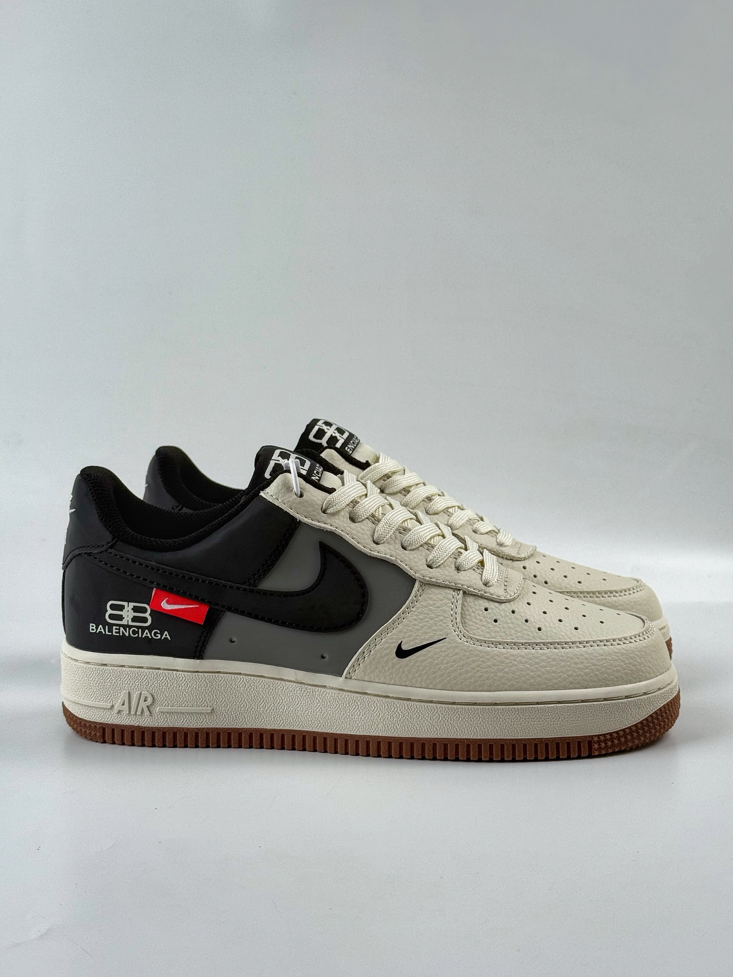 Nike Air Force 1 Low 07 x Balenciaga 白黑小勾  HJ3318-005