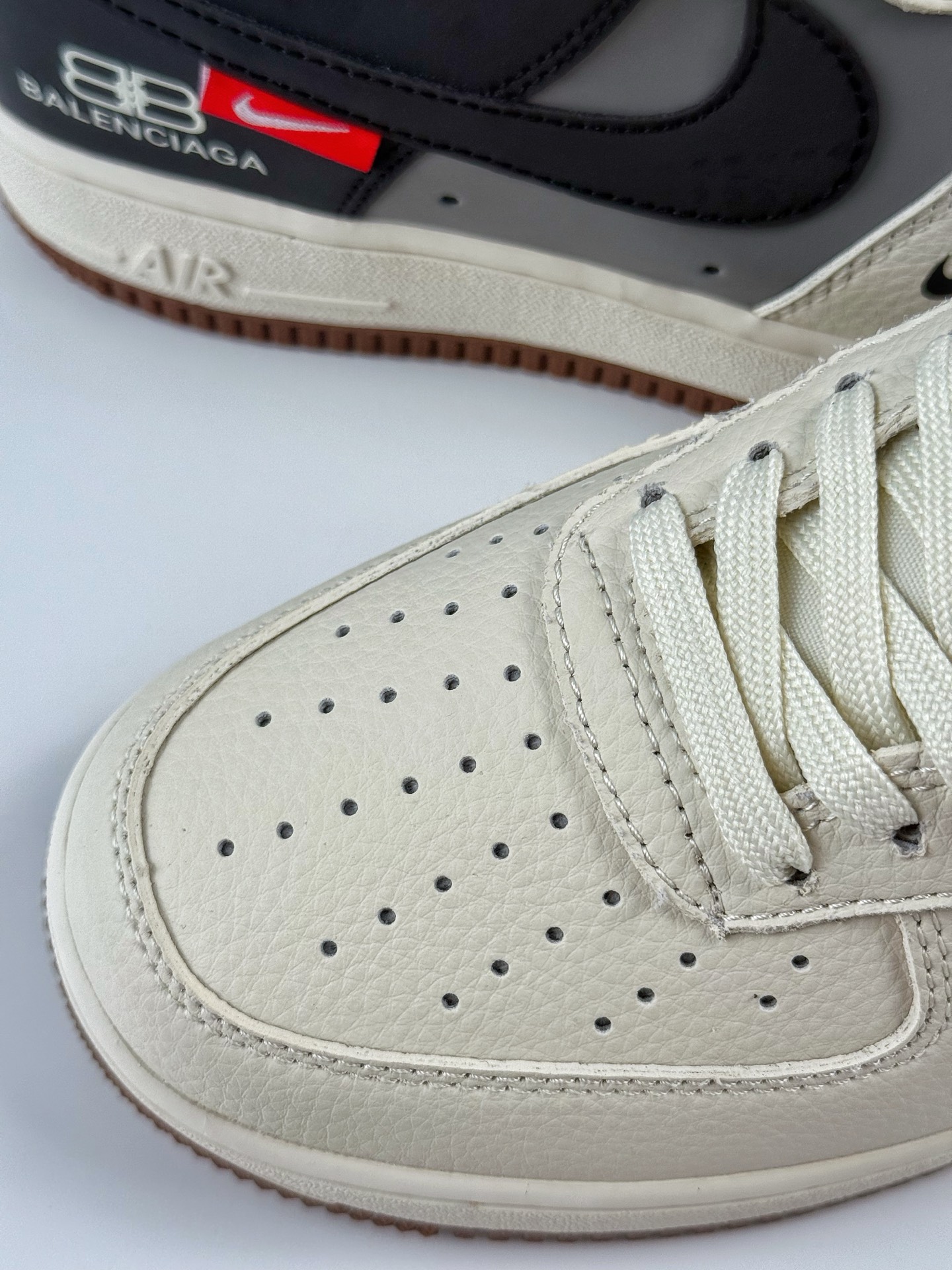Nike Air Force 1 Low 07 x Balenciaga 白黑小勾  HJ3318-005