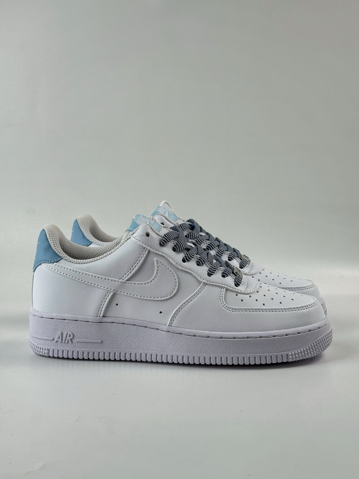 Nike Air Force 1 Low 07 白蓝满天星  IB7167-101