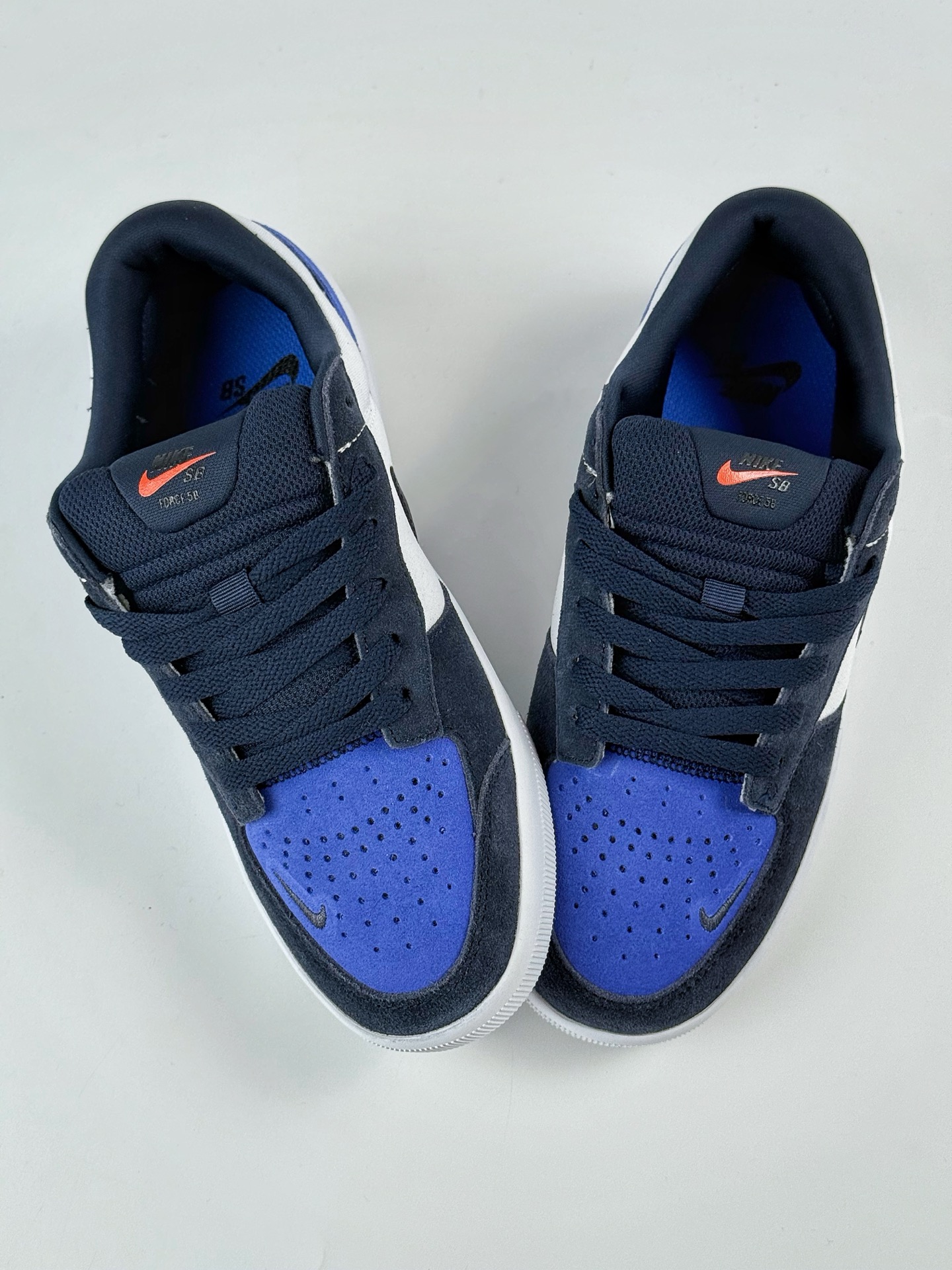 耐克Nike SB Force 58 纯原版本 硫化杯底 传统篮球风格  DV5477-401