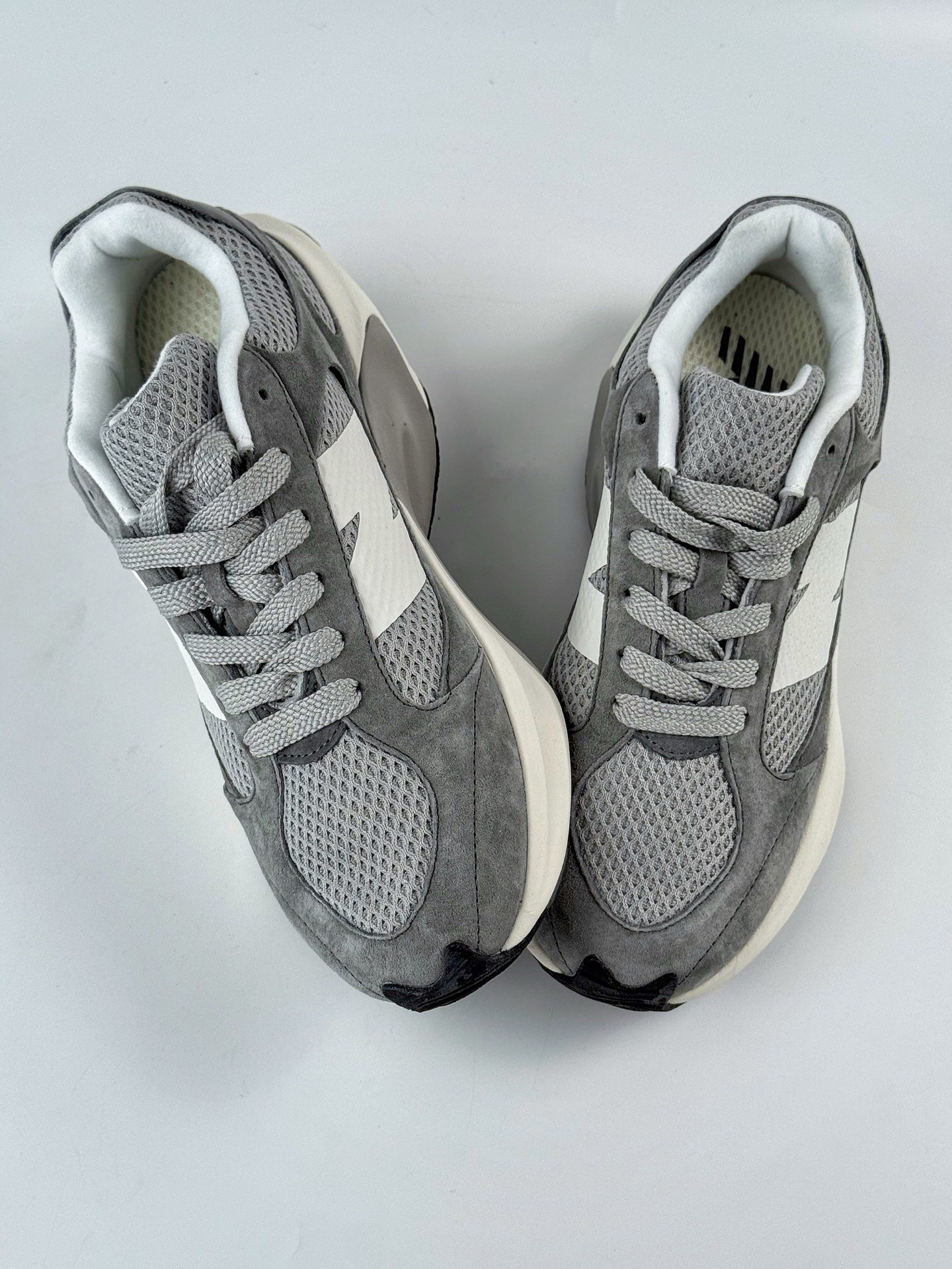 New Balance Warped Runner 灰白 低帮复古老爹风休闲运动慢跑鞋  UWRPDCCB