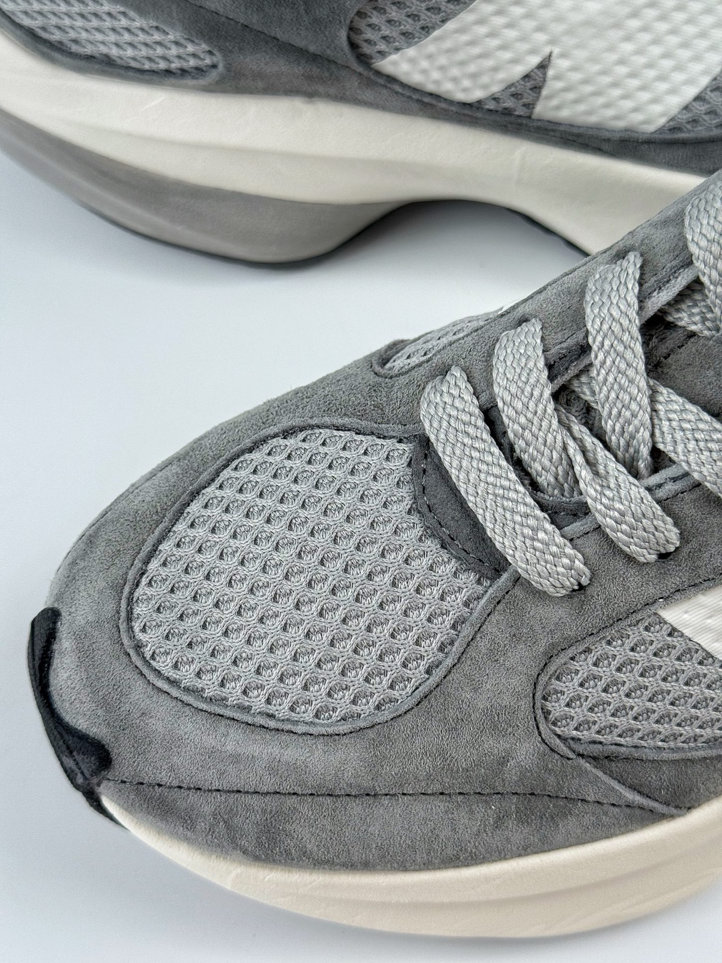New Balance Warped Runner 灰白 低帮复古老爹风休闲运动慢跑鞋  UWRPDCCB