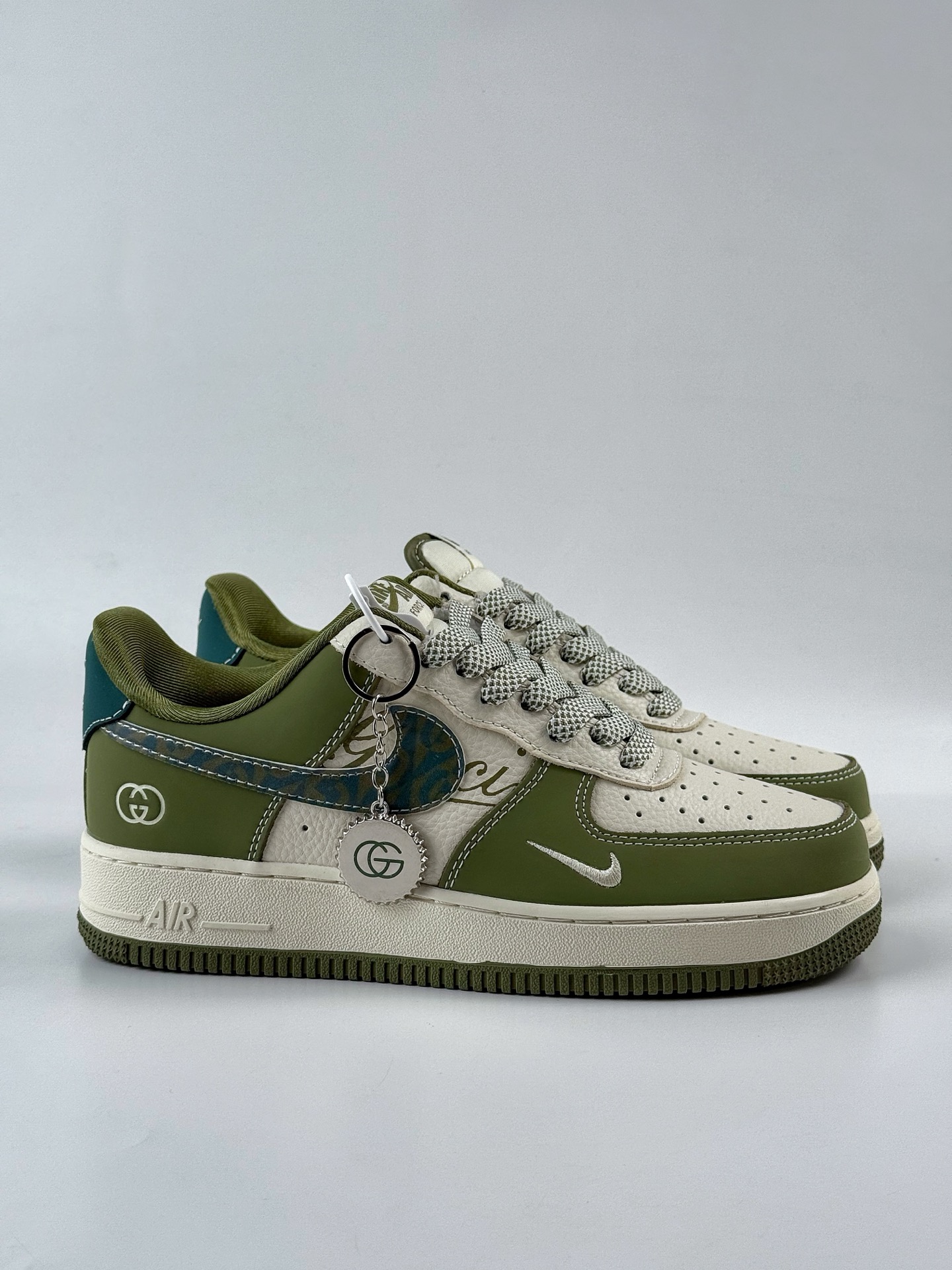 Nike Air Force 1 Low 07 x GUCCI 绿白小勾满天星 KK1988-094