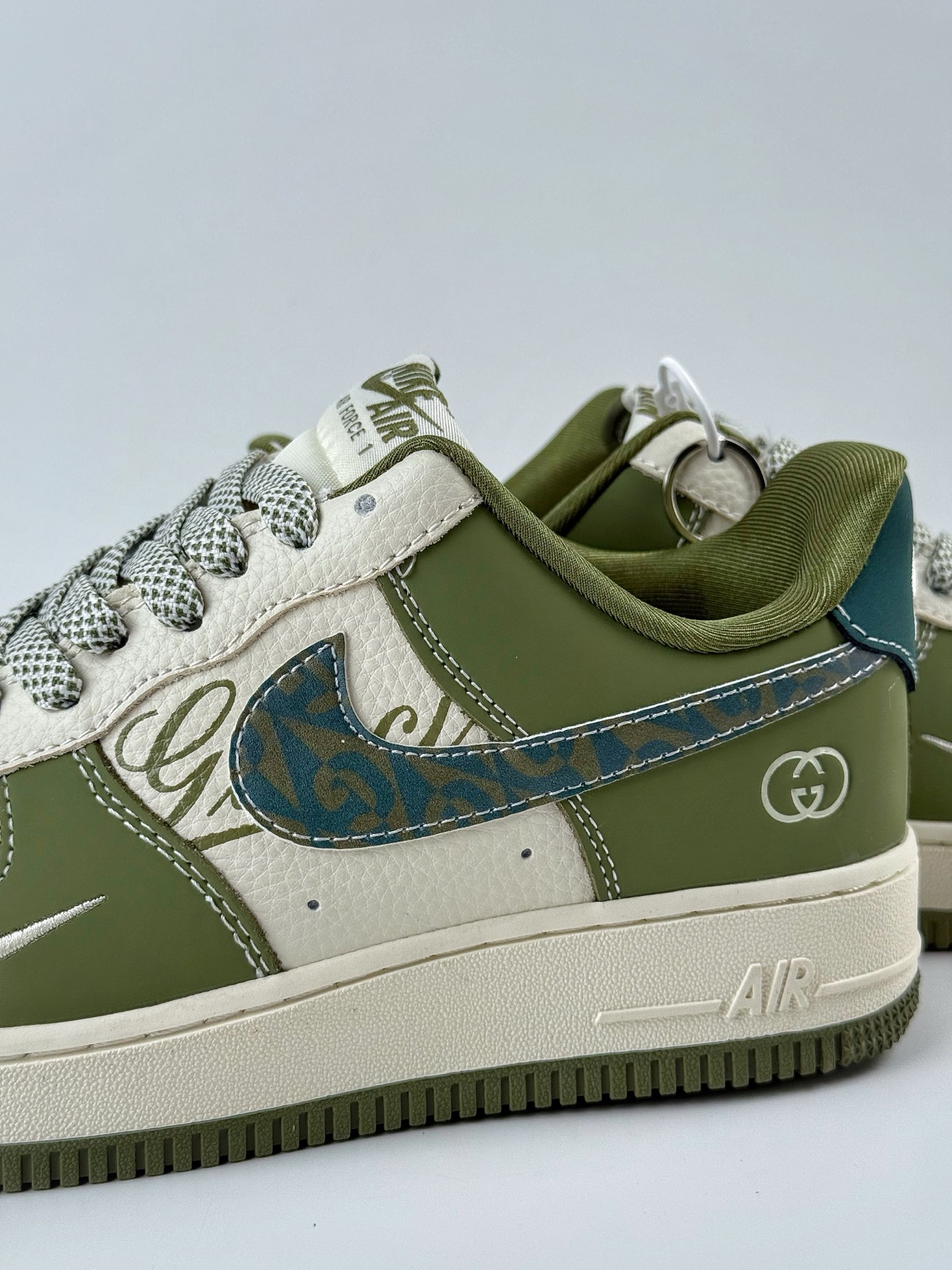 Nike Air Force 1 Low 07 x GUCCI 绿白小勾满天星 KK1988-094